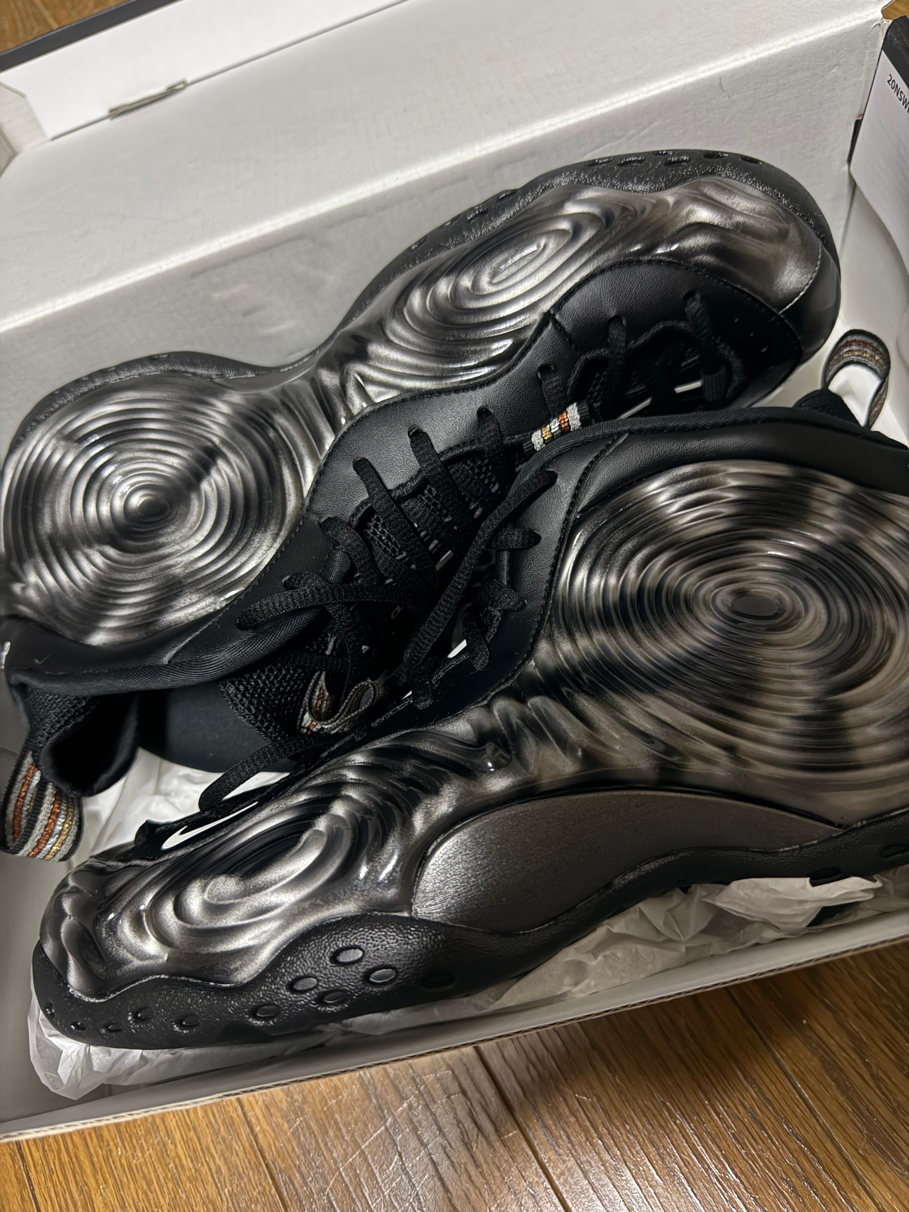 COMME des GARCONS HOMME PLUS × Nike Air Foamposite One "Olympic"
