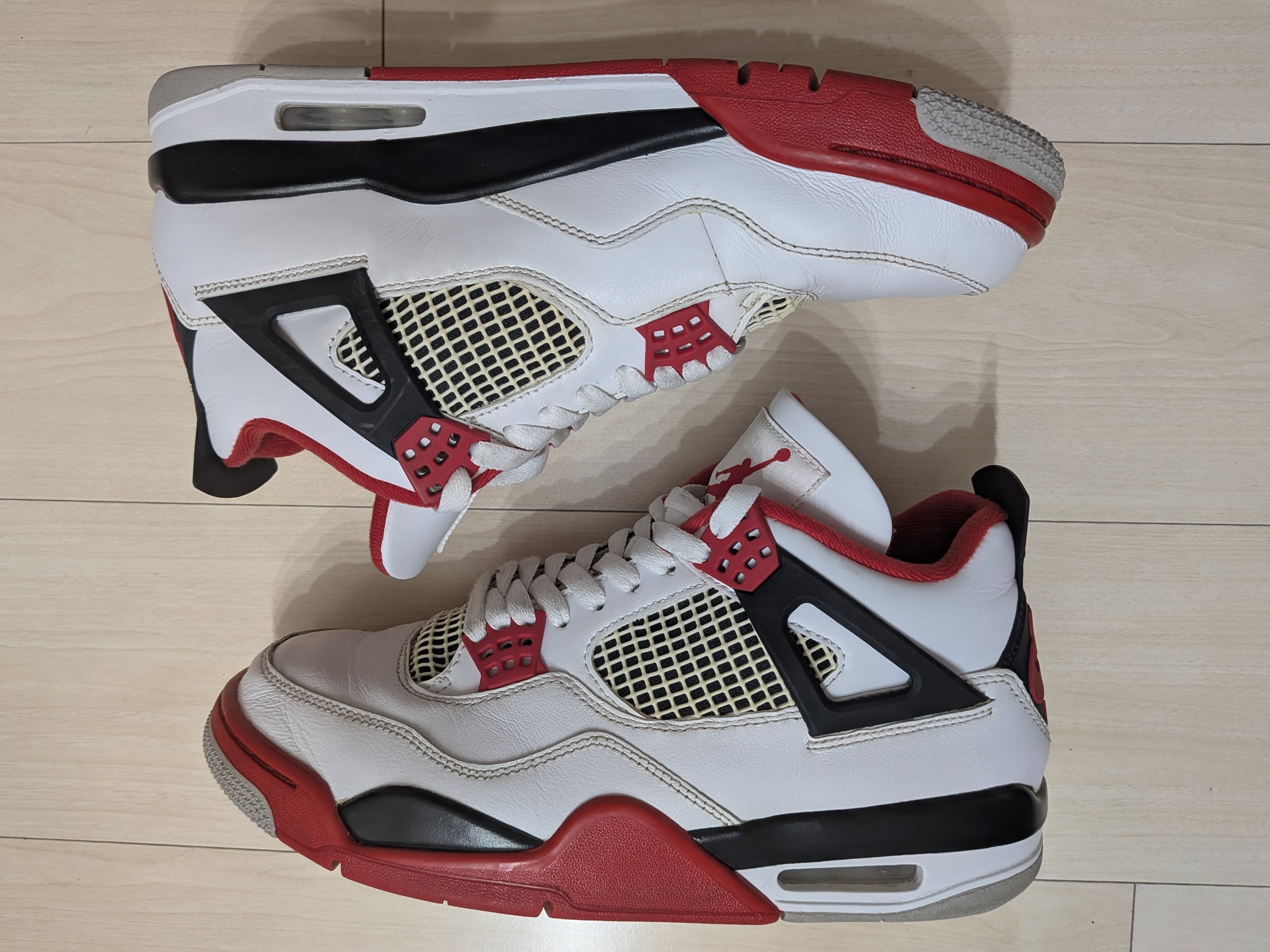 Nike Air Jordan 4 Retro OG "Fire Red" (2020)