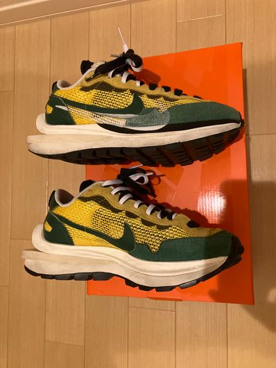 sacai × Nike Vapor Waffle "Tour Yellow/Stadium Green-Sail"