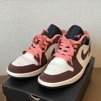 Nike Air Jordan 1 Low SE "Light Chocolate" / "Mocha Brown"