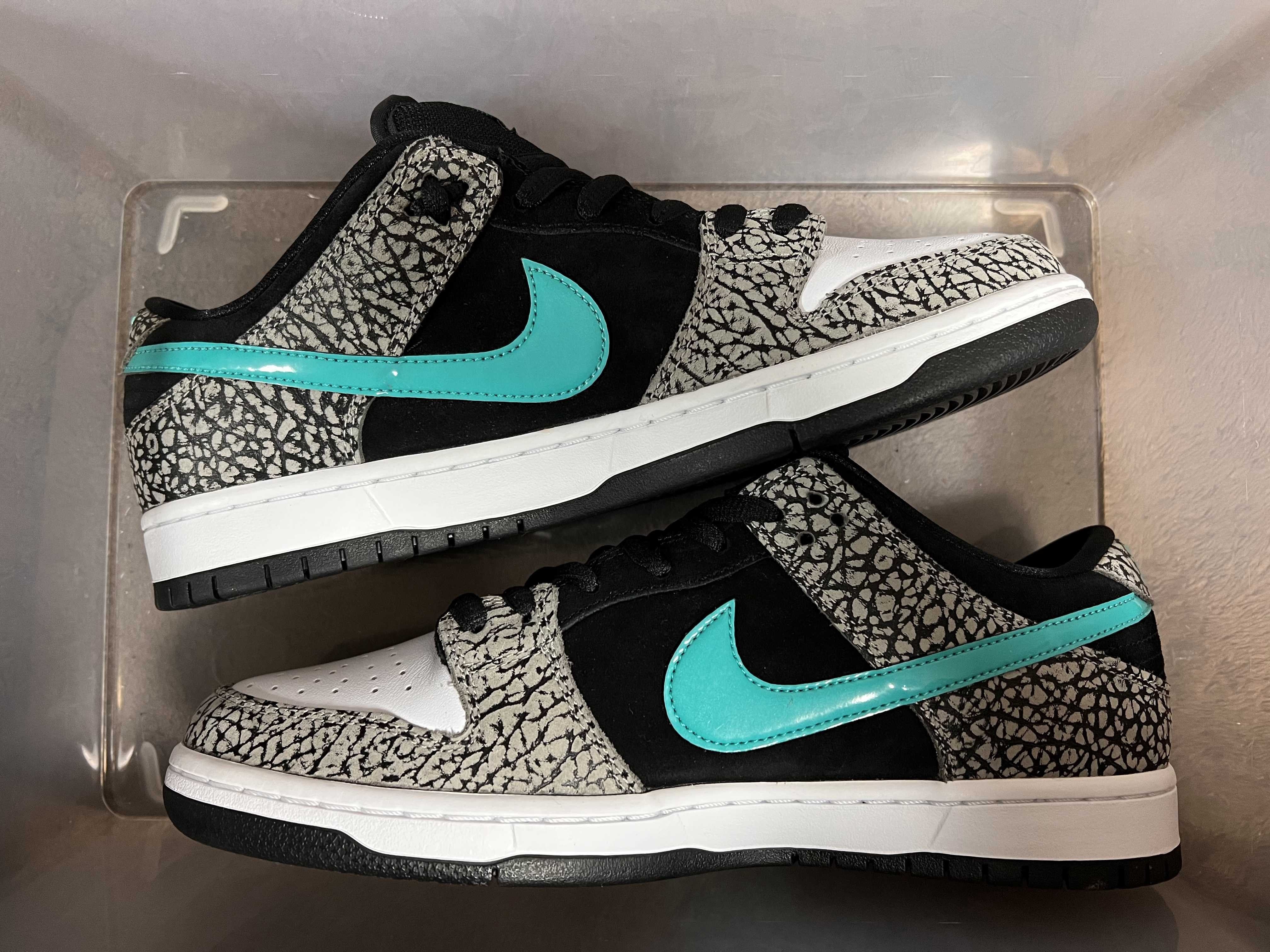 Nike SB Dunk Low "Elephant/Safari"
