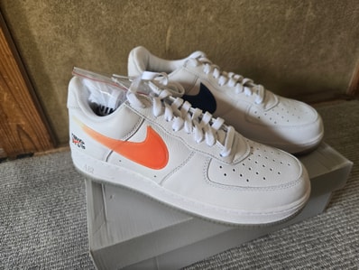KITH × Nike Air Force 1 Low "White/Rush Blue/White/Brilliant Orange"