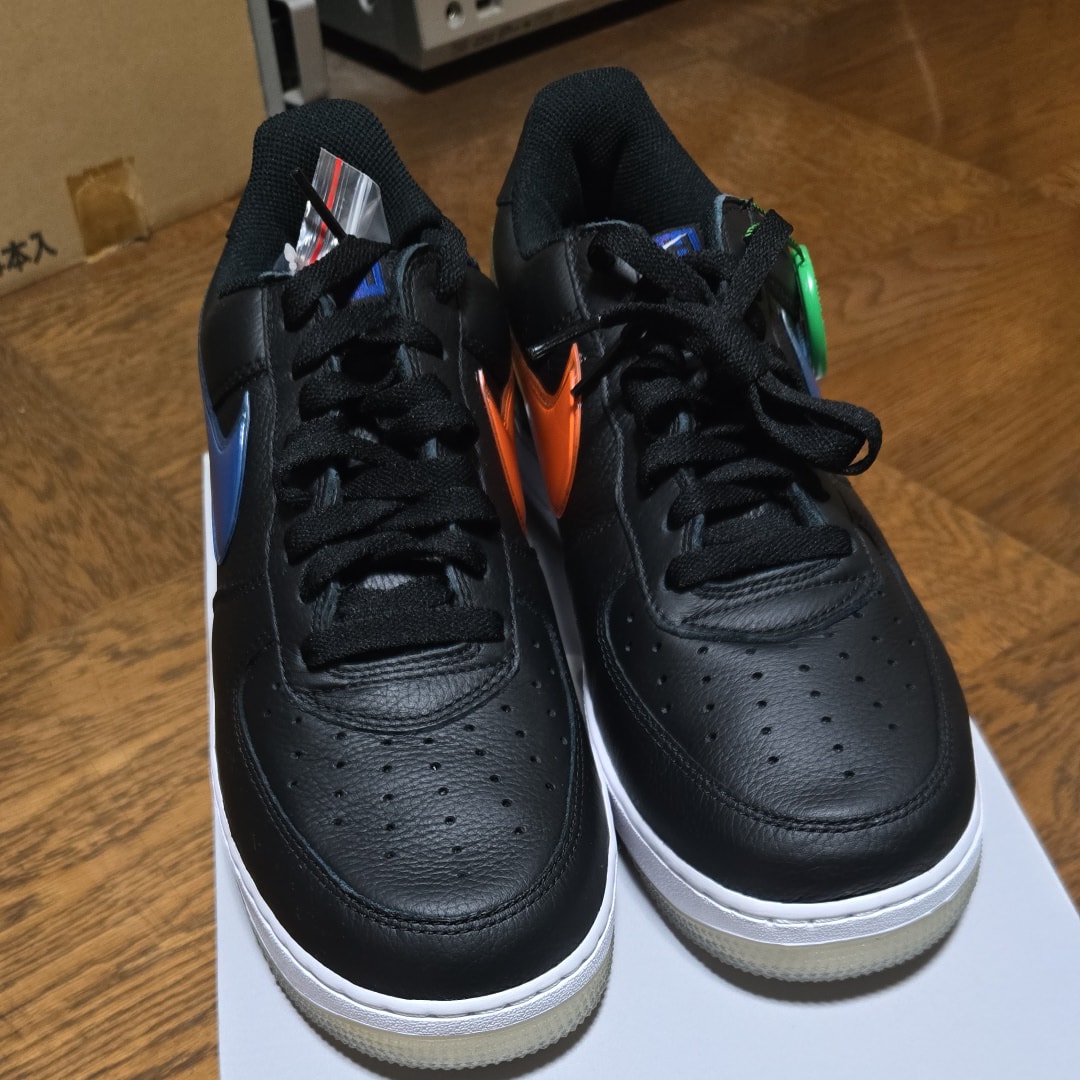 KITH × Nike Air Force 1 Low New York Knicks "Black/Brilliant Orange/Rush/Brilliant White"