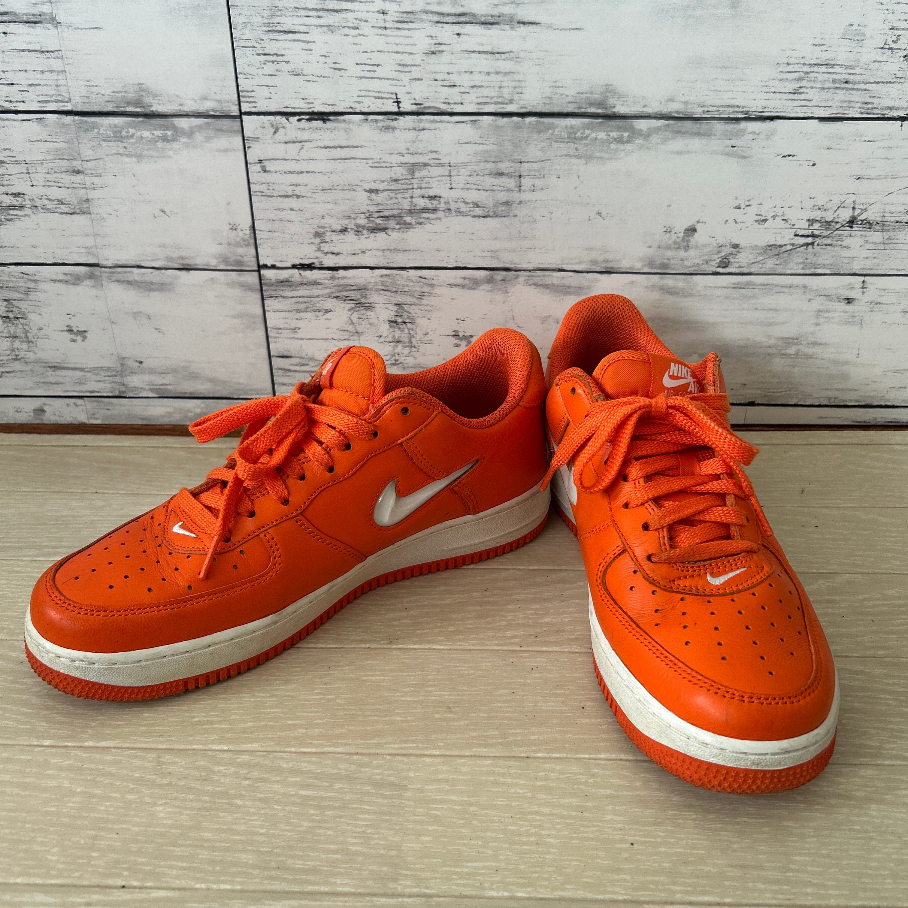 NIKE AIR Force 1 low レトロ オレンジ ジュエル スニーカー Nike Air