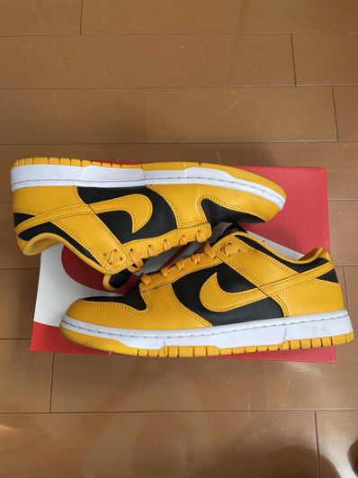 Nike Dunk Low "Championship Goldenrod"