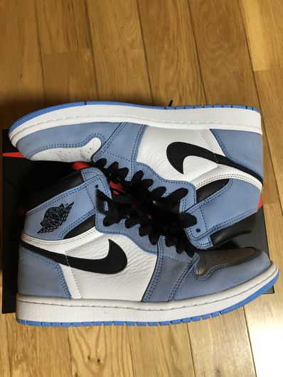 Nike Air Jordan 1 High OG "University Blue"