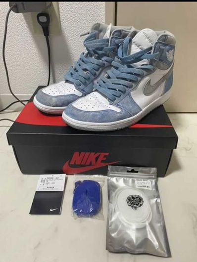 Nike Air Jordan 1 High OG "Hyper Royal"