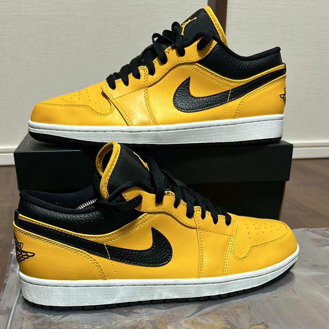 NIKE AIR JORDAN 1 LOW "UNIVERSITY GOLD"