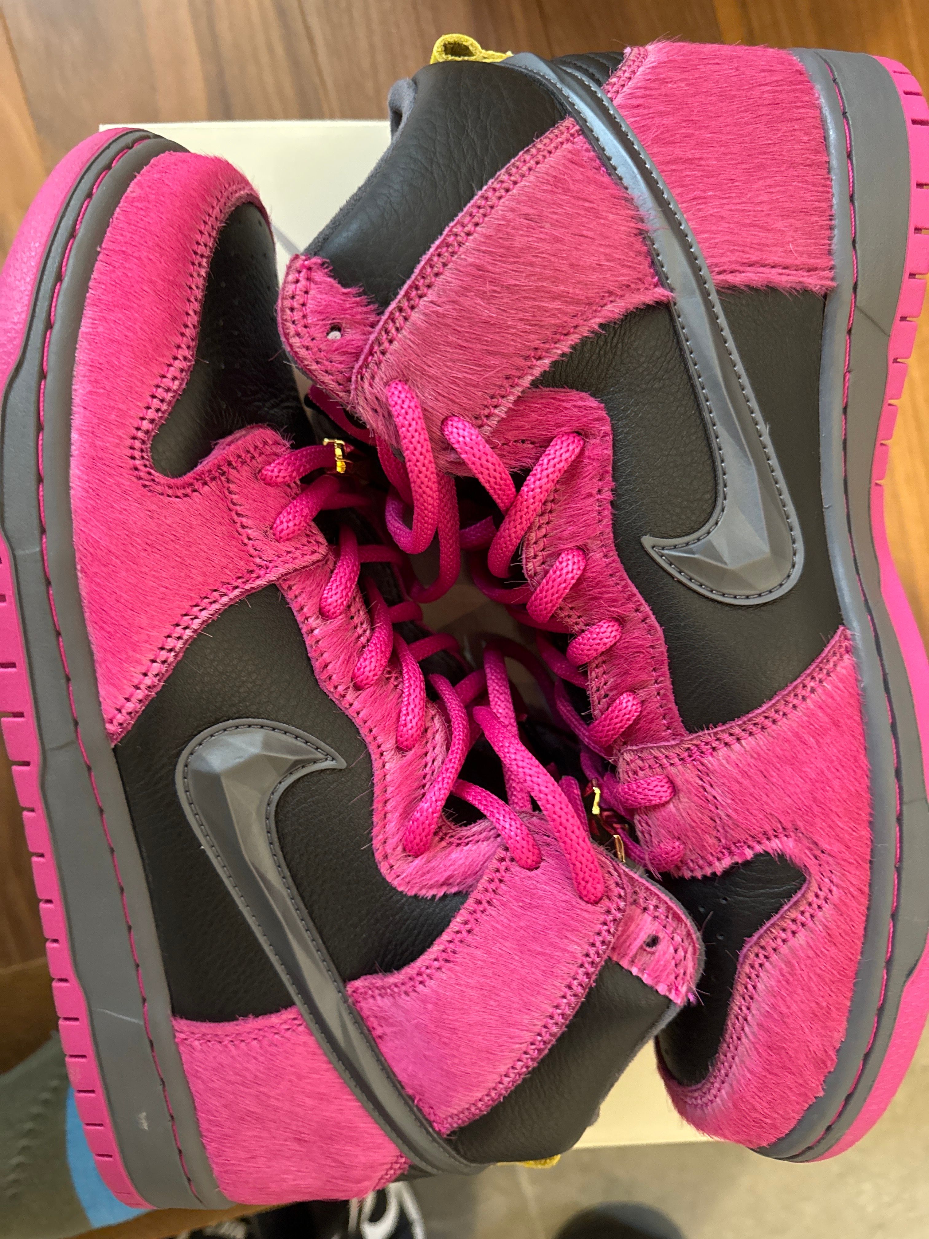 Run The Jewels × Nike SB Dunk High "Active Pink and Black"