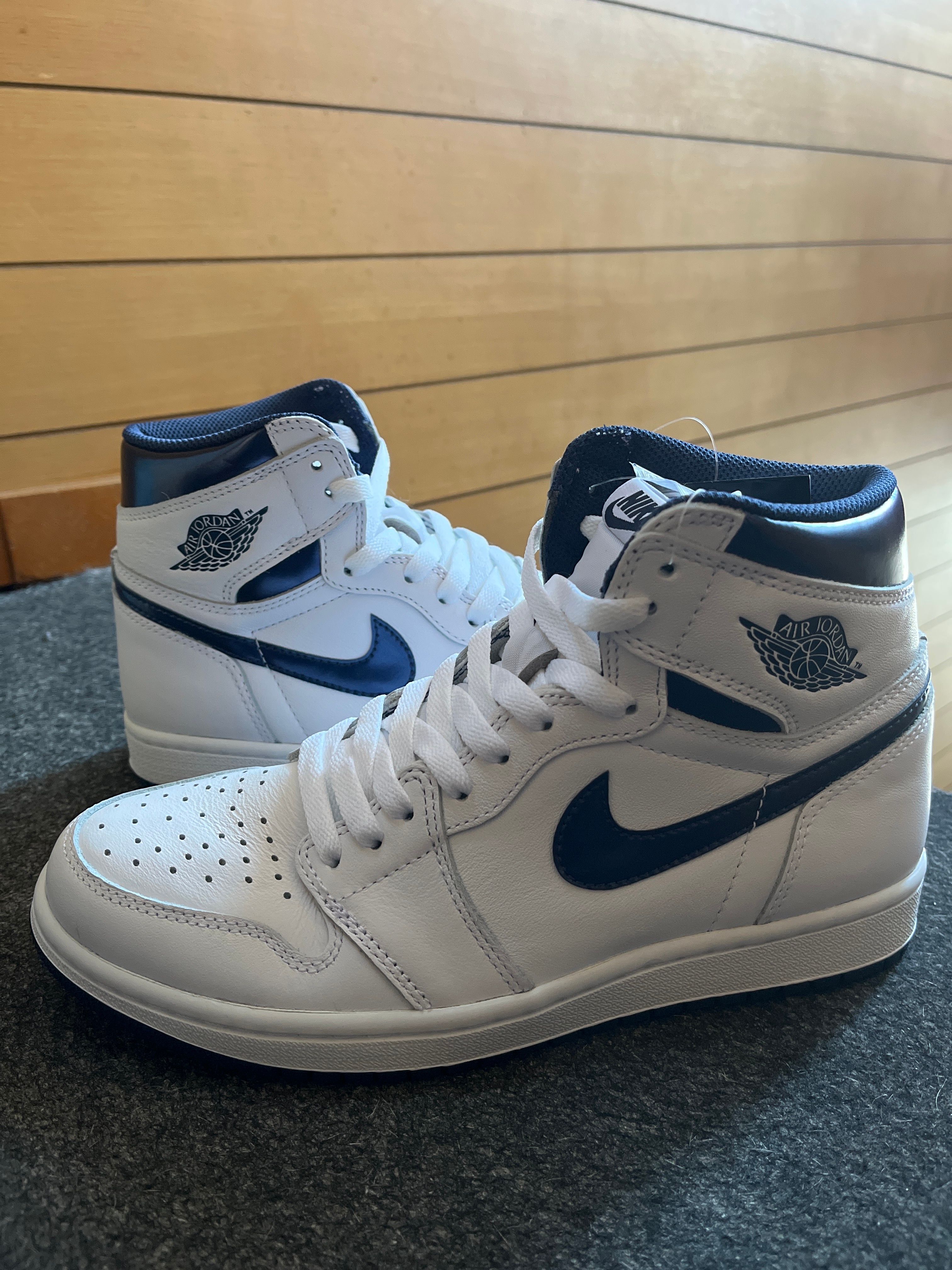 Nike Air Jordan 1 Retro High "Metallic Navy" (2016)