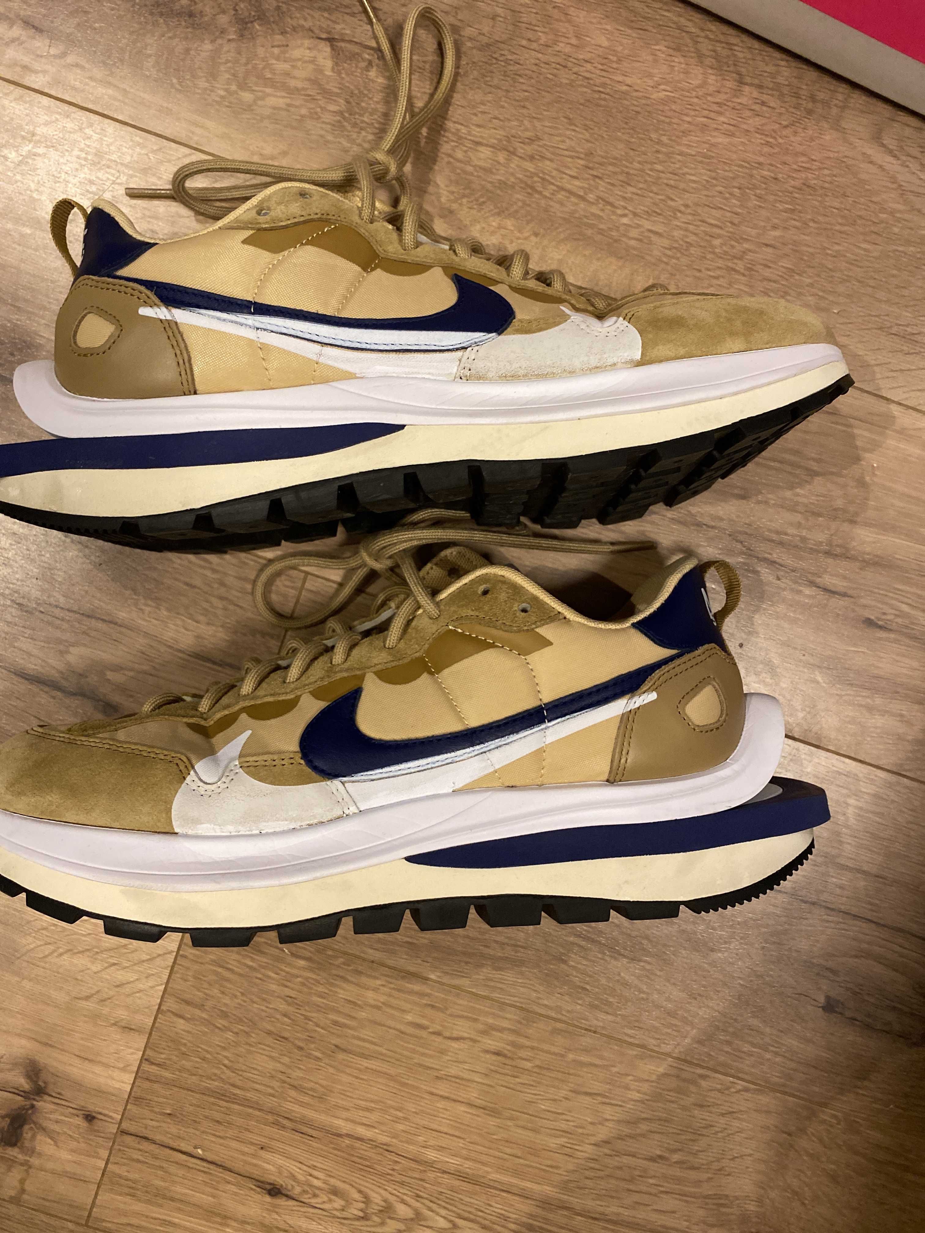 Sacai × Nike Vapor Waffle "Sesame And Blue Void"