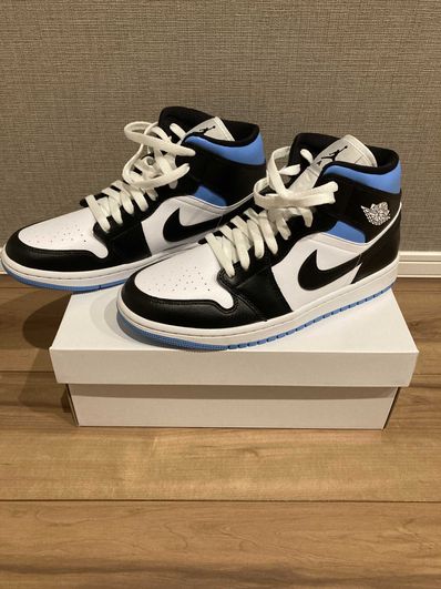 Nike Women's Air Jordan 1 Mid "Black/University Blue"