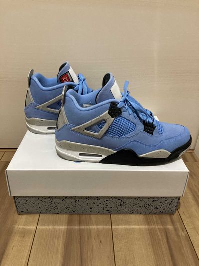 Nike Air Jordan 4 "University Blue"