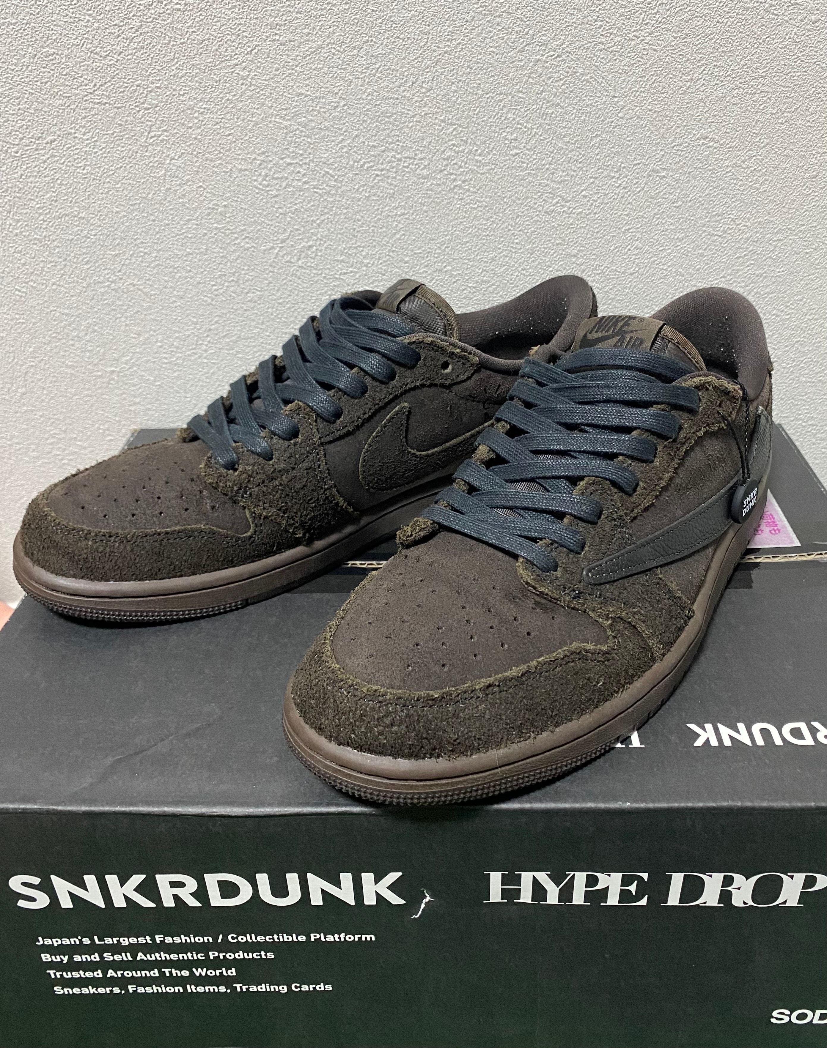 Travis Scott × Nike Air Jordan 1 Low OG SP "Velvet Brown and Dark Mocha"