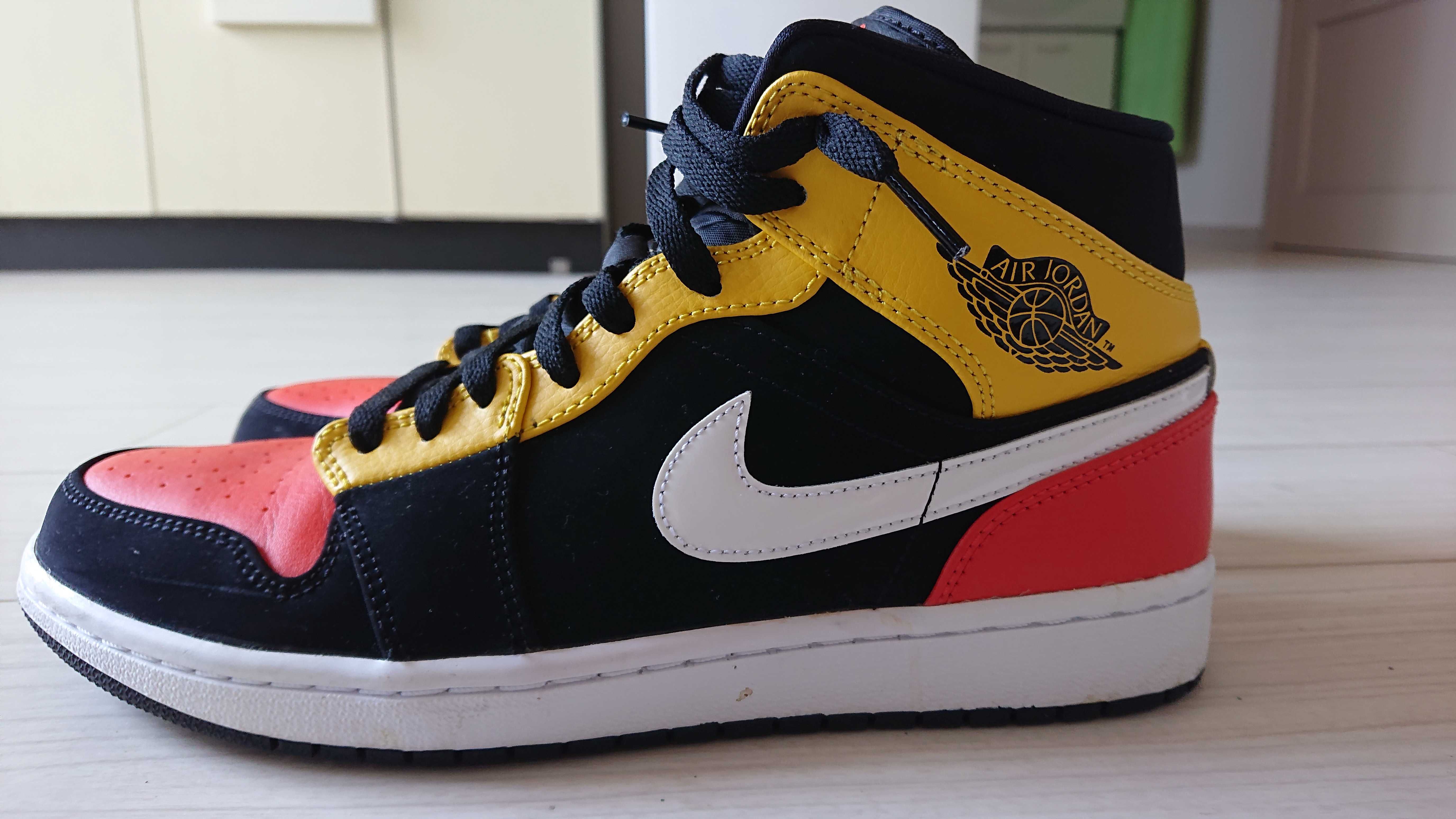 NIKE AIR JORDAN 1 MID SE "ROSWELL RAYGUNS"