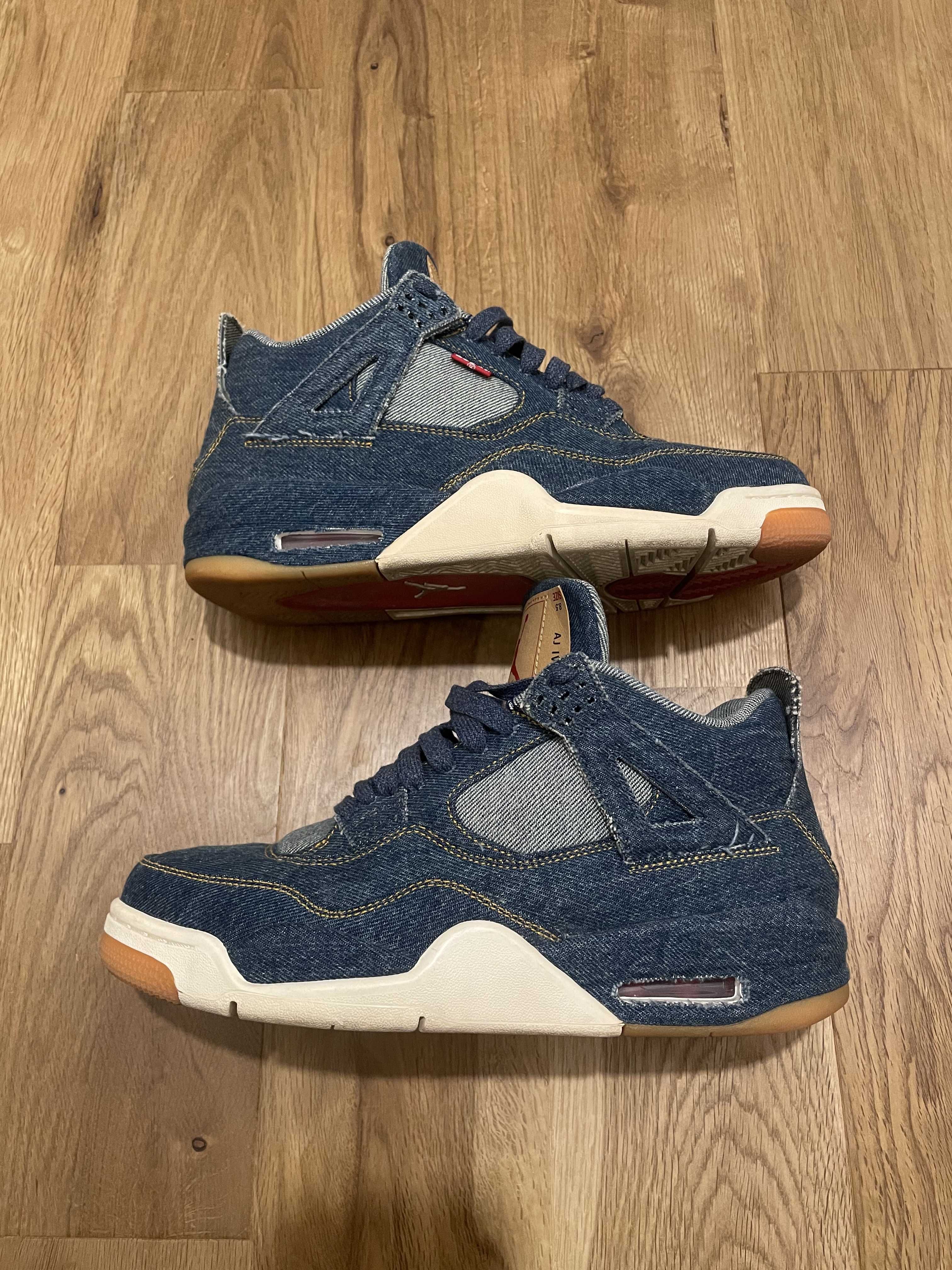Nike × Levi's Air Jordan 4 "Denim"(タグ:LEVIS®)