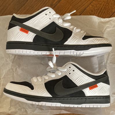 TIGHTBOOTH × Nike SB Dunk Low Pro QS "Black and White"
