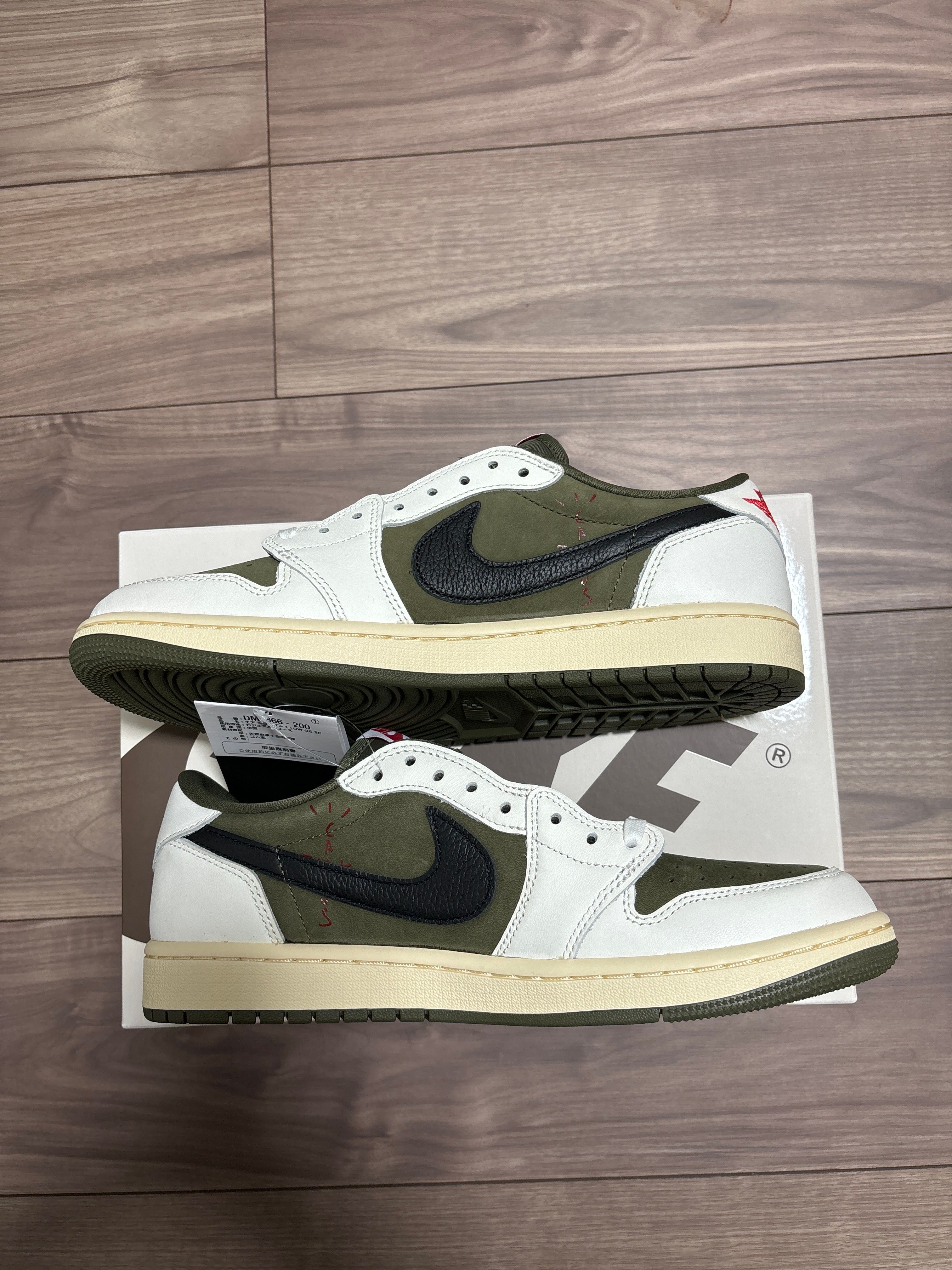 Travis Scott × Nike Air Jordan 1 Low OG SP "Reverse Olive"