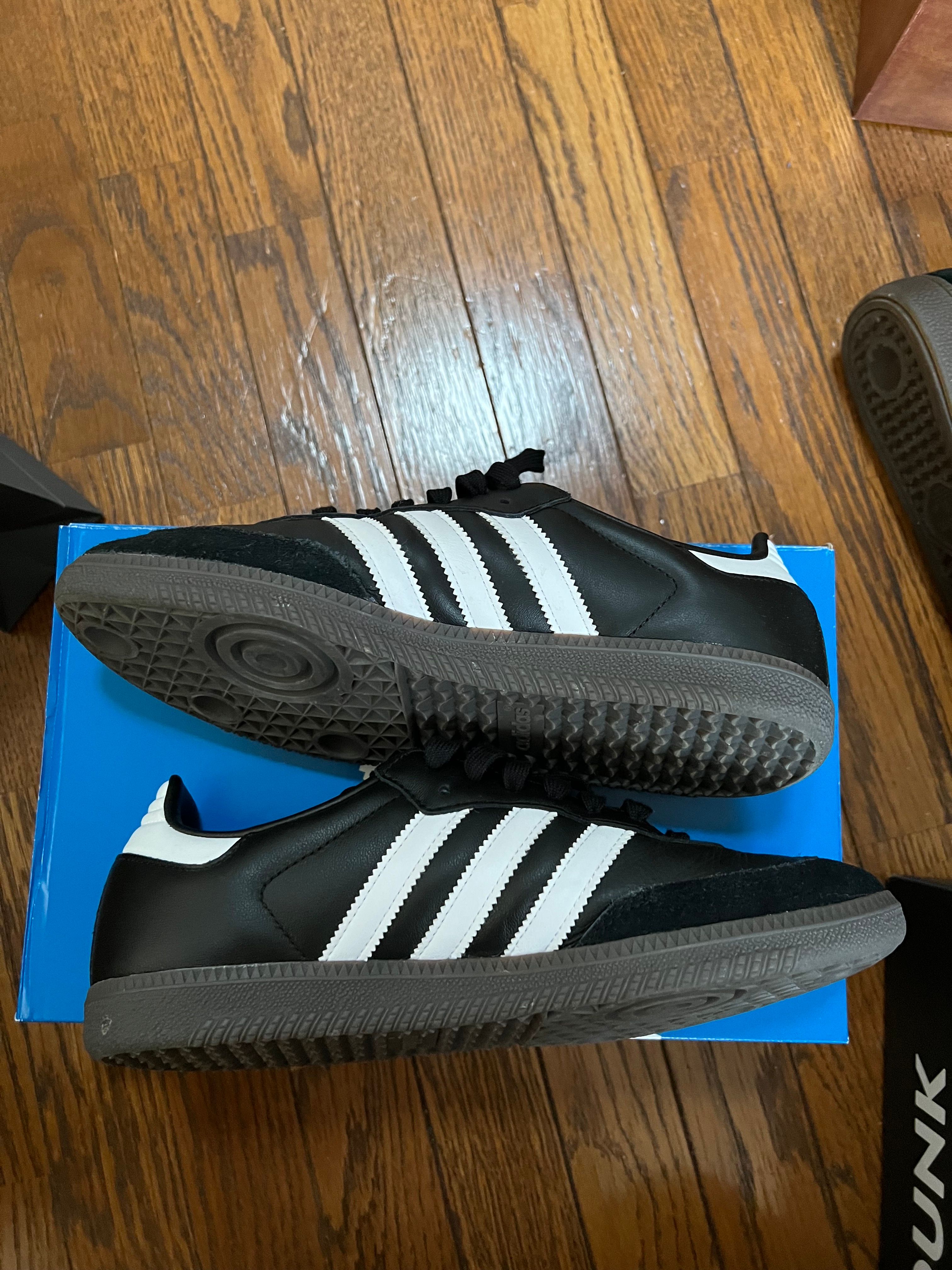 adidas Samba OG "Core Black/Cloud White/Gum"