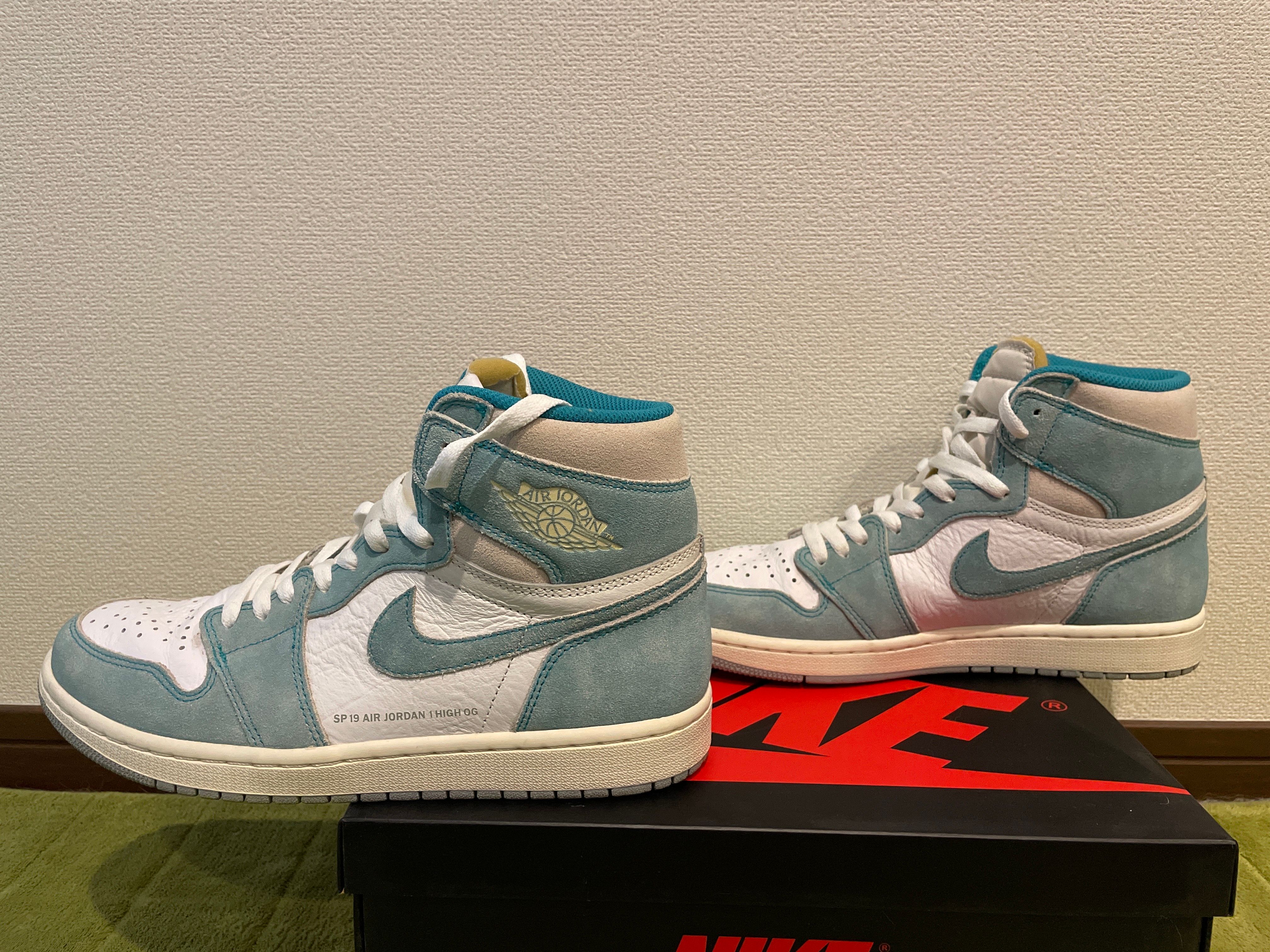 Nike Air Jordan 1 Retro High OG "Turbo Green"