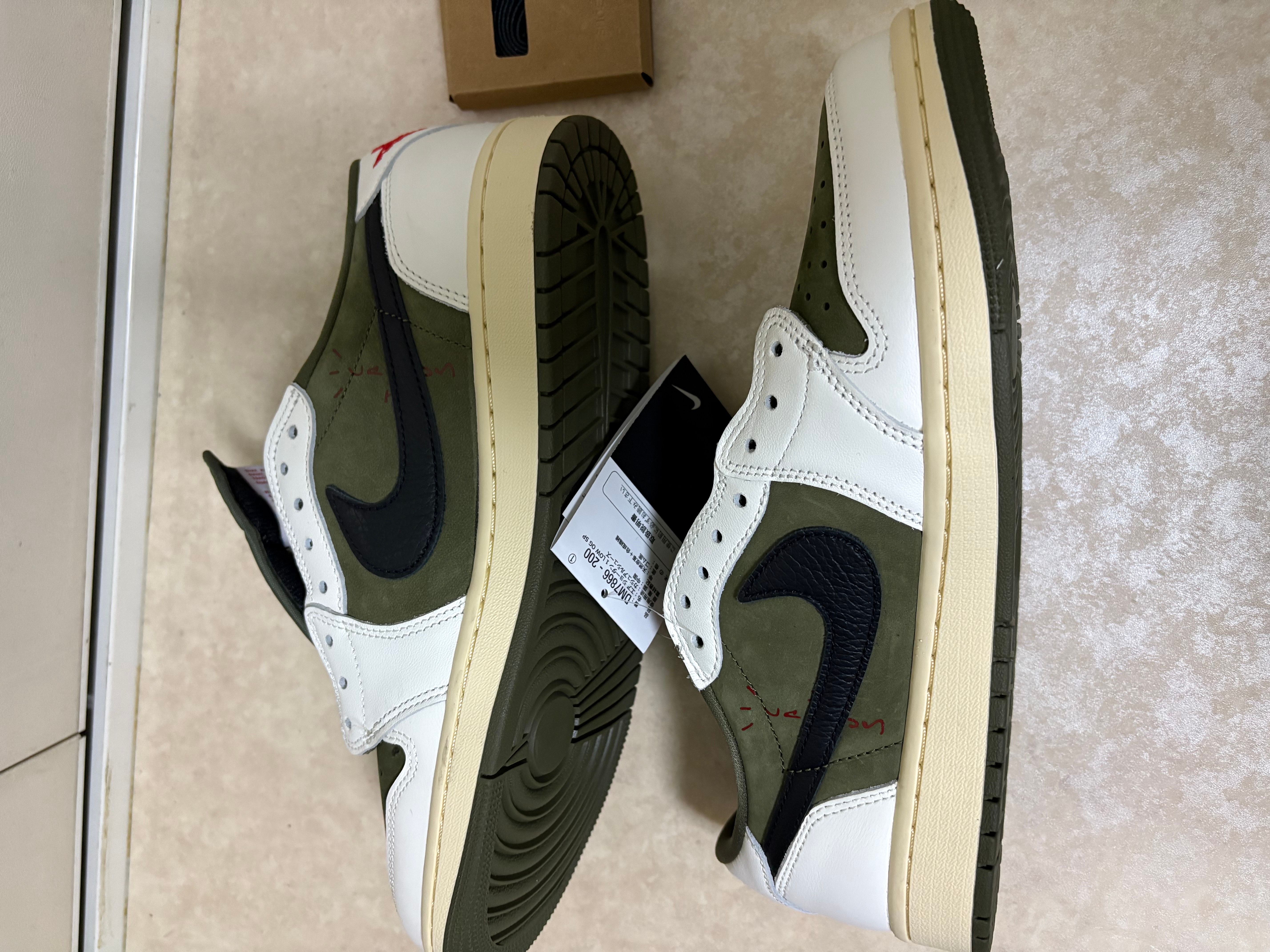 Travis Scott × Nike Air Jordan 1 Low OG SP "Reverse Olive"