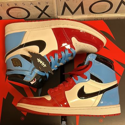 Nike Air Jordan 1 High OG "Fearless"