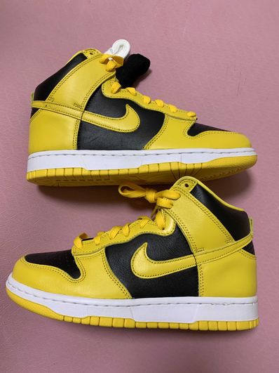 Nike Dunk High "Black/Varsity Maize"