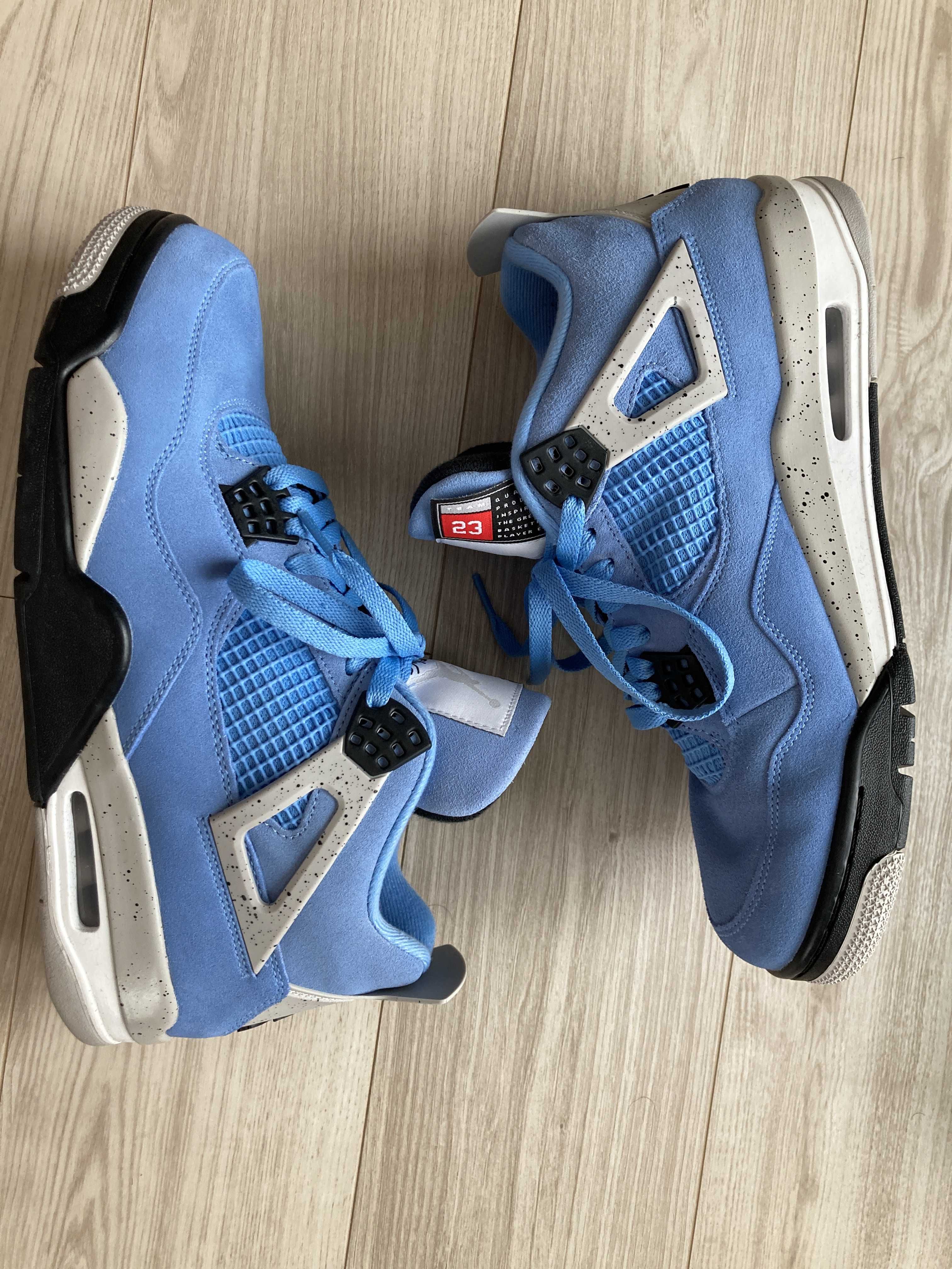 Nike Air Jordan 4 "University Blue"