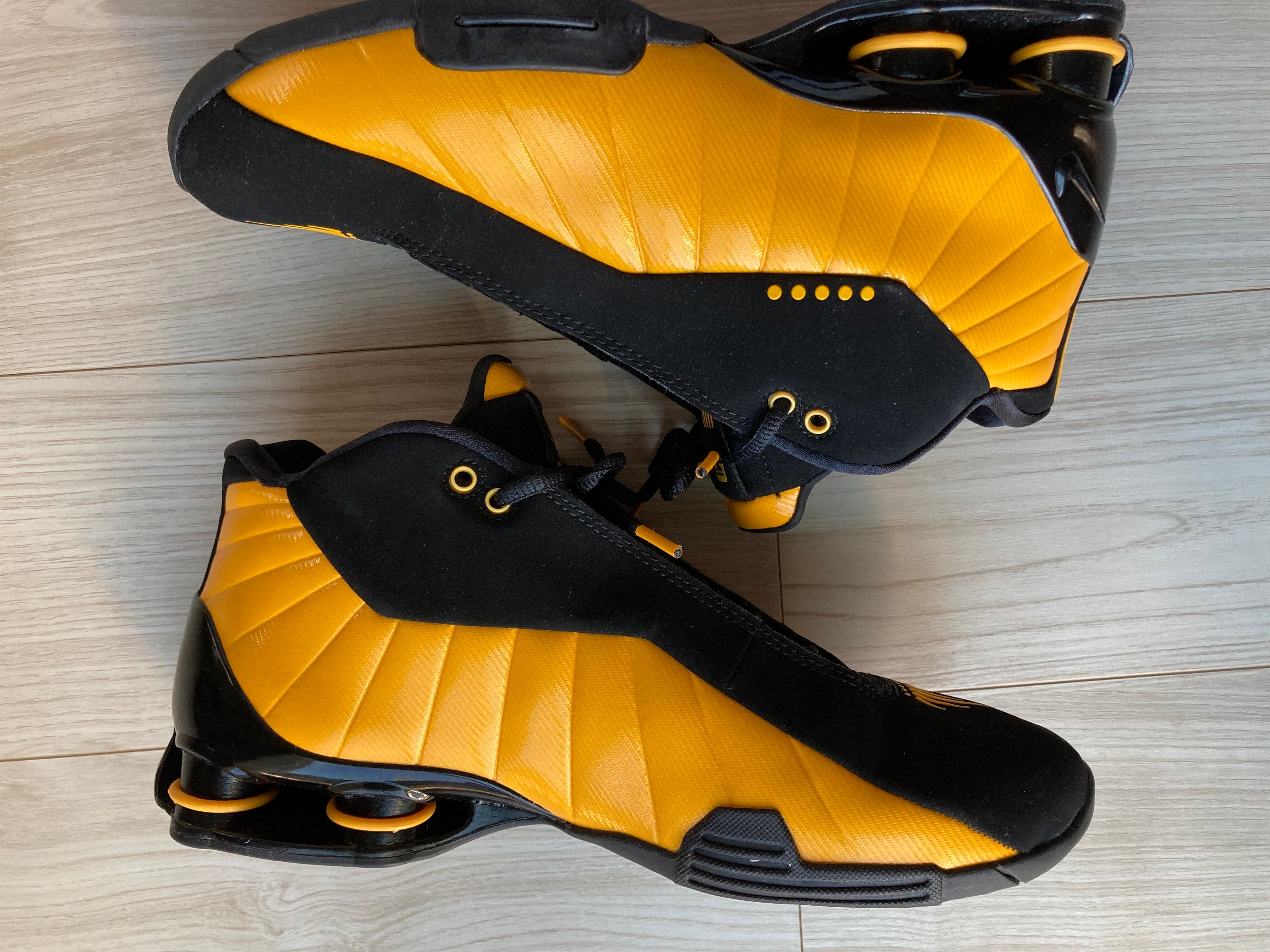 Nike Shox BB4 "Black University Gold"
