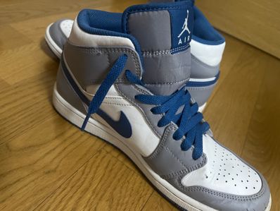Nike Air Jordan 1 Mid "True Blue"