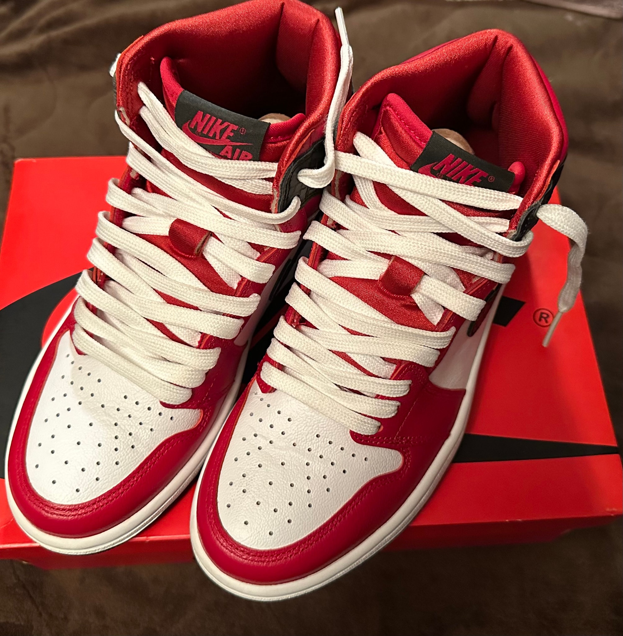 Nike Women's Air Jordan 1 High OG "Satin Red"