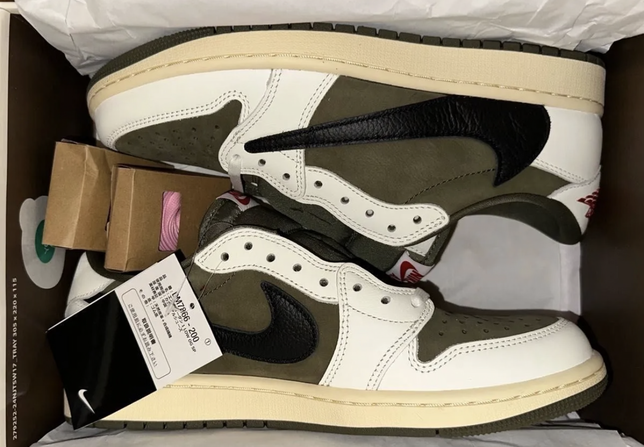 Travis Scott × Nike Air Jordan 1 Low OG SP "Reverse Olive"