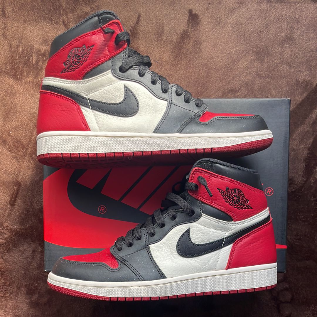 Nike Air Jordan 1 Retro High OG "Bred Toe"