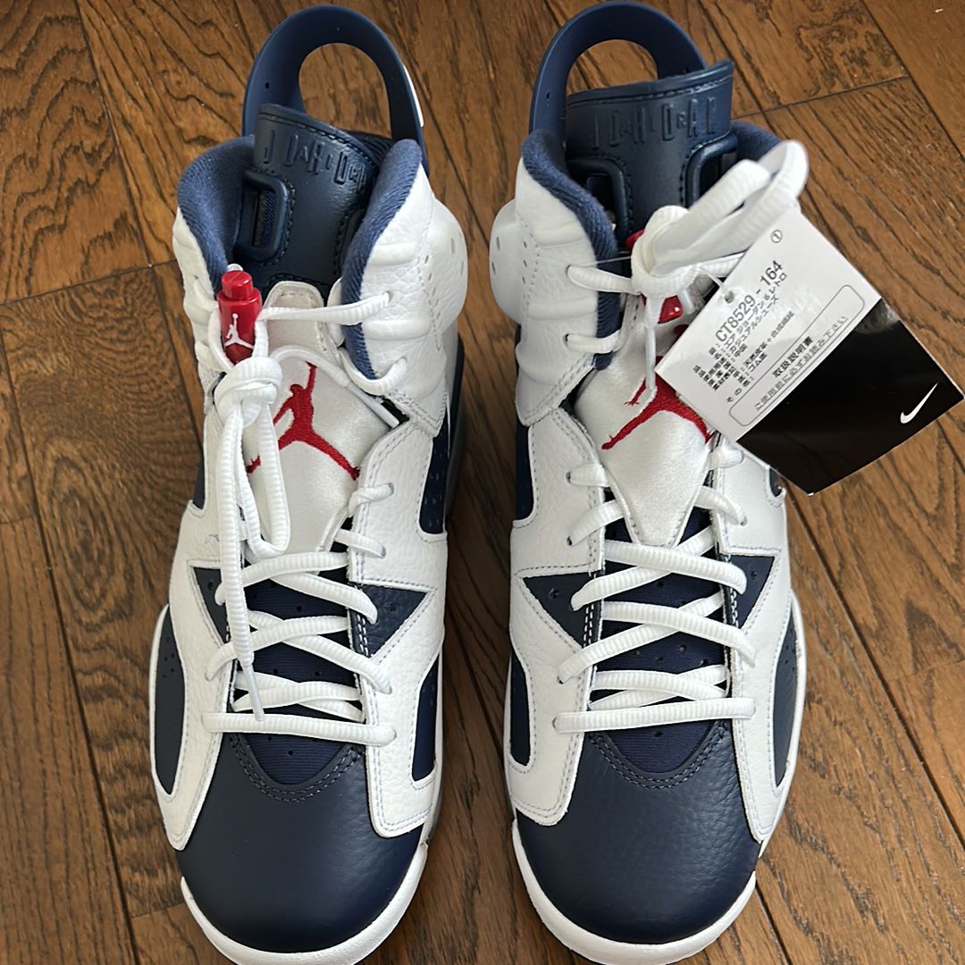 Nike Air Jordan 6 Retro "White and Midnight Navy"