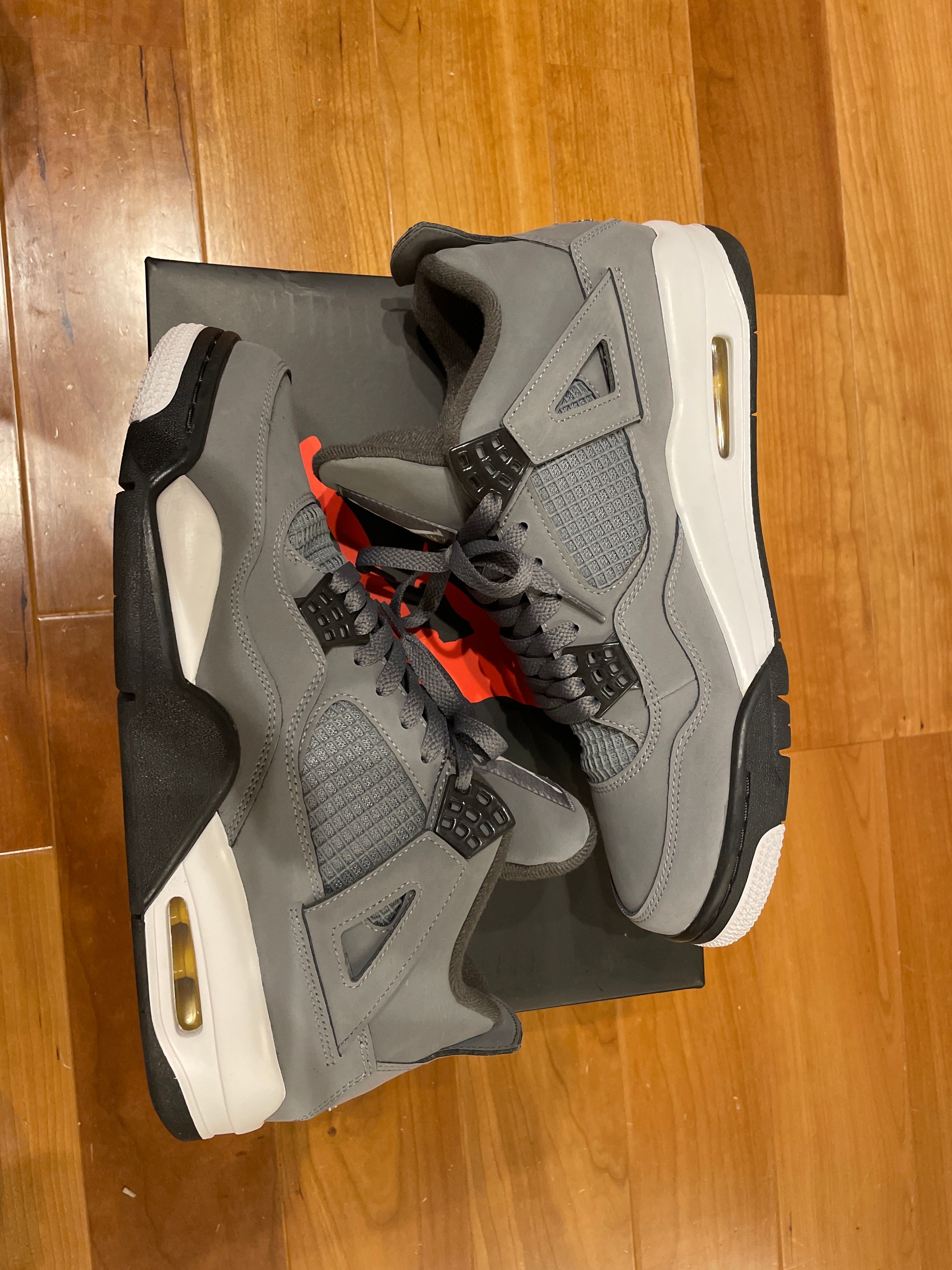 Nike Air Jordan 4 "Cool Grey"