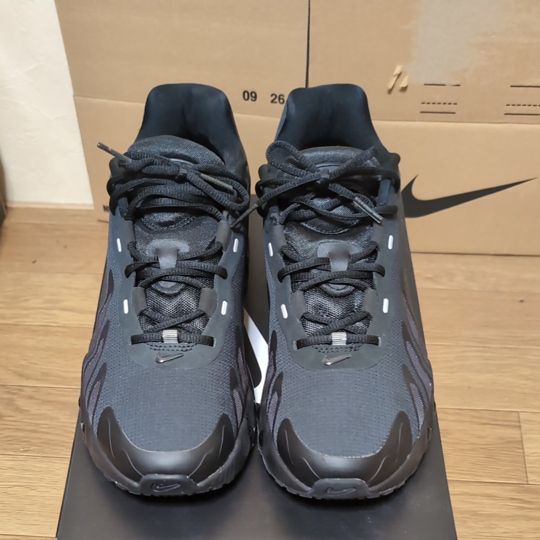 Nike Air Max DN8 "Triple Black"