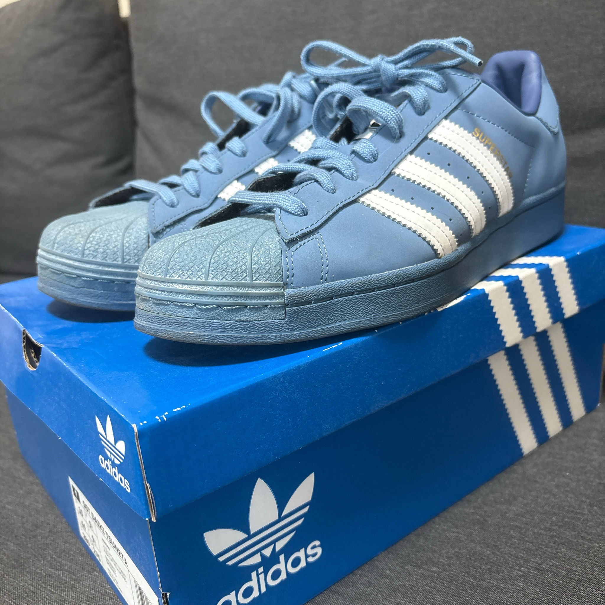 King Gnu Daiki Tsuneta × atmos × adidas Superstar "Blue"