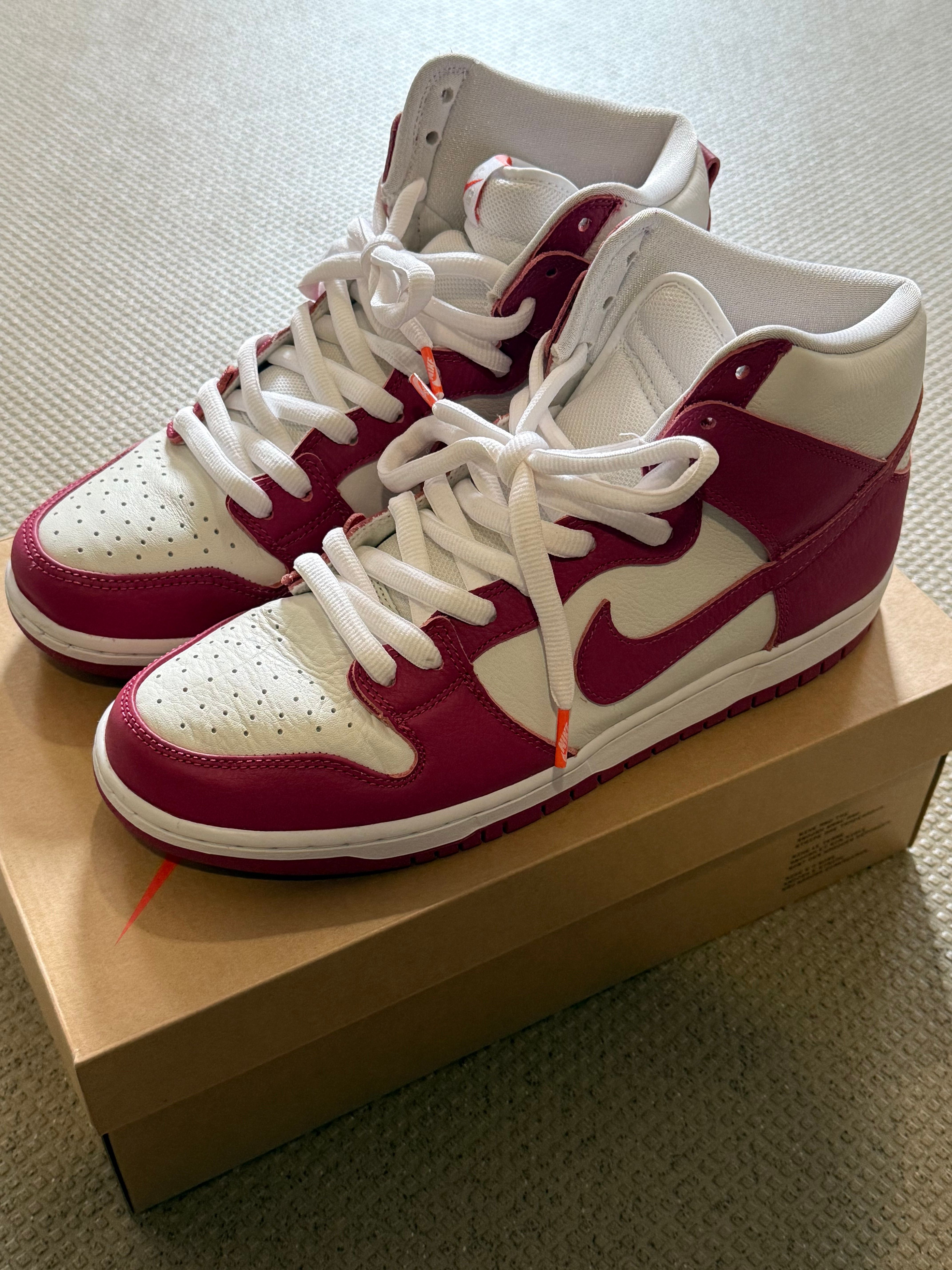 Nike SB Dunk High Pro Orange Label "Sweet Beet"