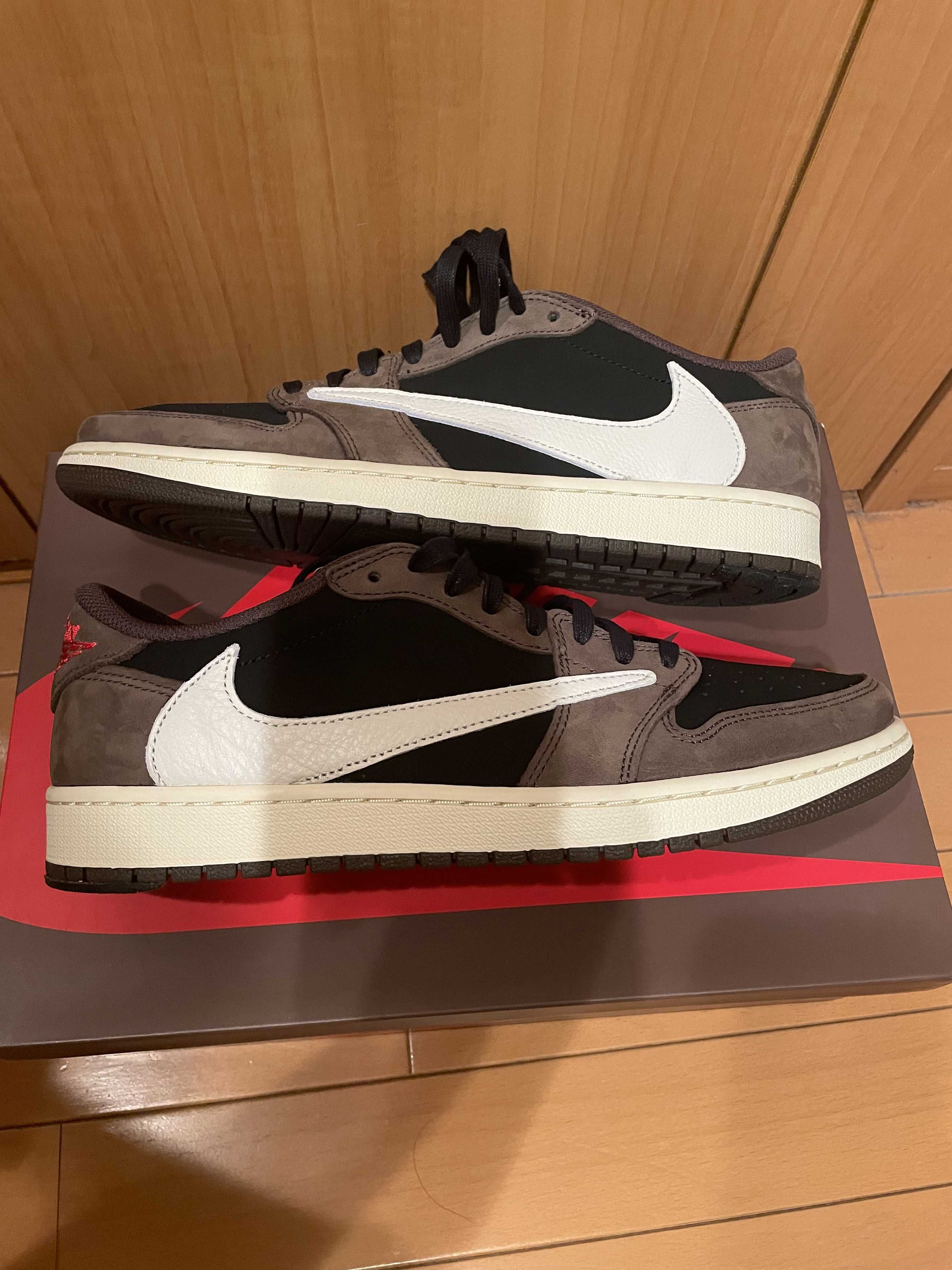 Travis Scott × Nike Air Jordan 1 Low OG SP-T "Black/Dark Mocha"