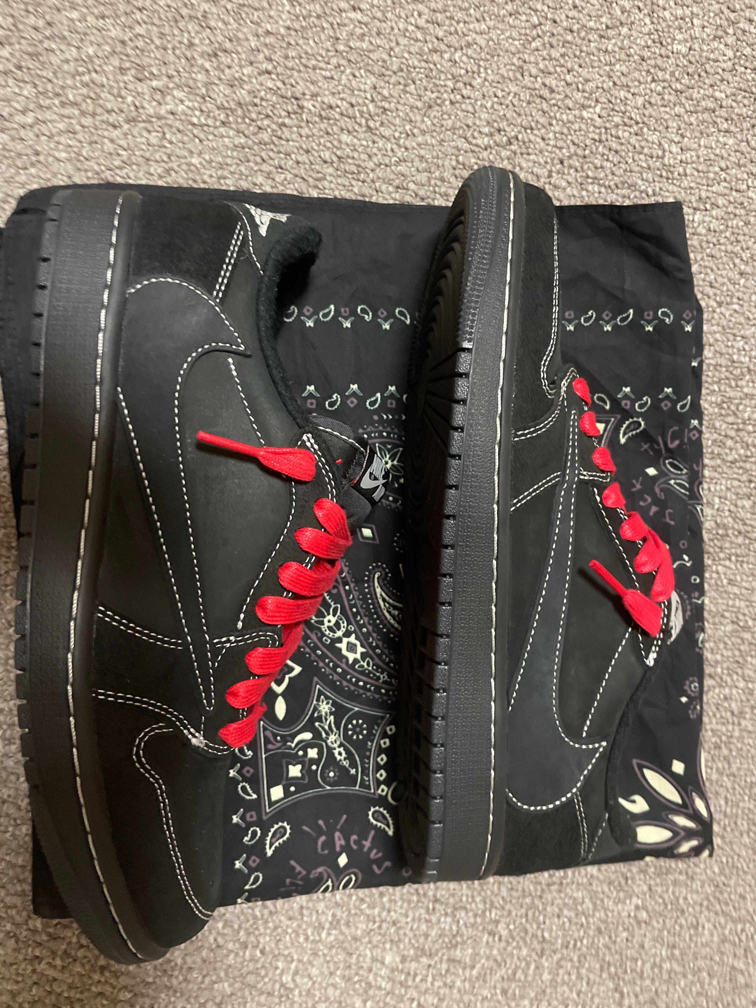 Travis Scott × Nike Air Jordan 1 Low OG SP "Black Phantom"