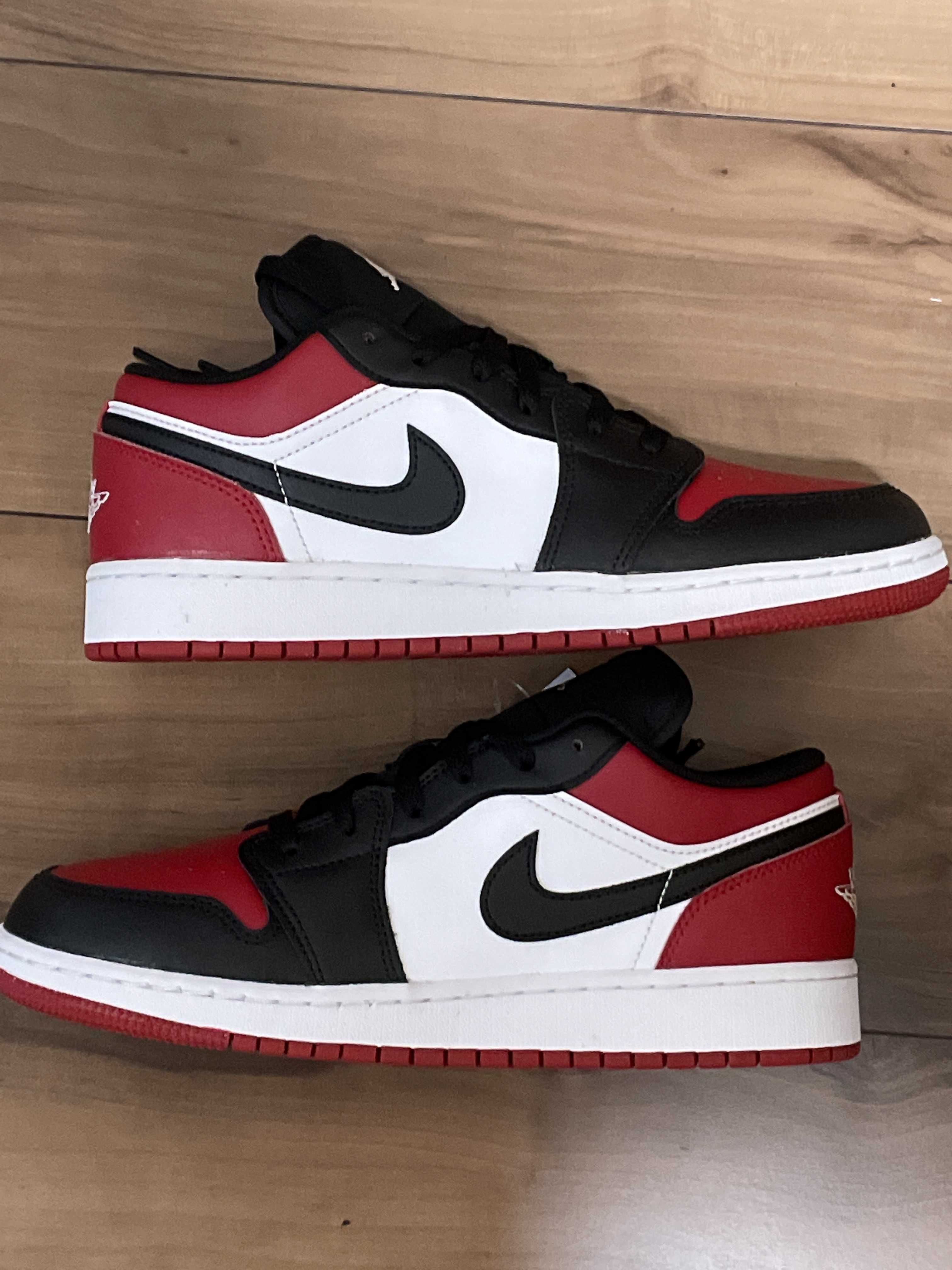 Nike GS Air Jordan 1 Low "Bred Toe"