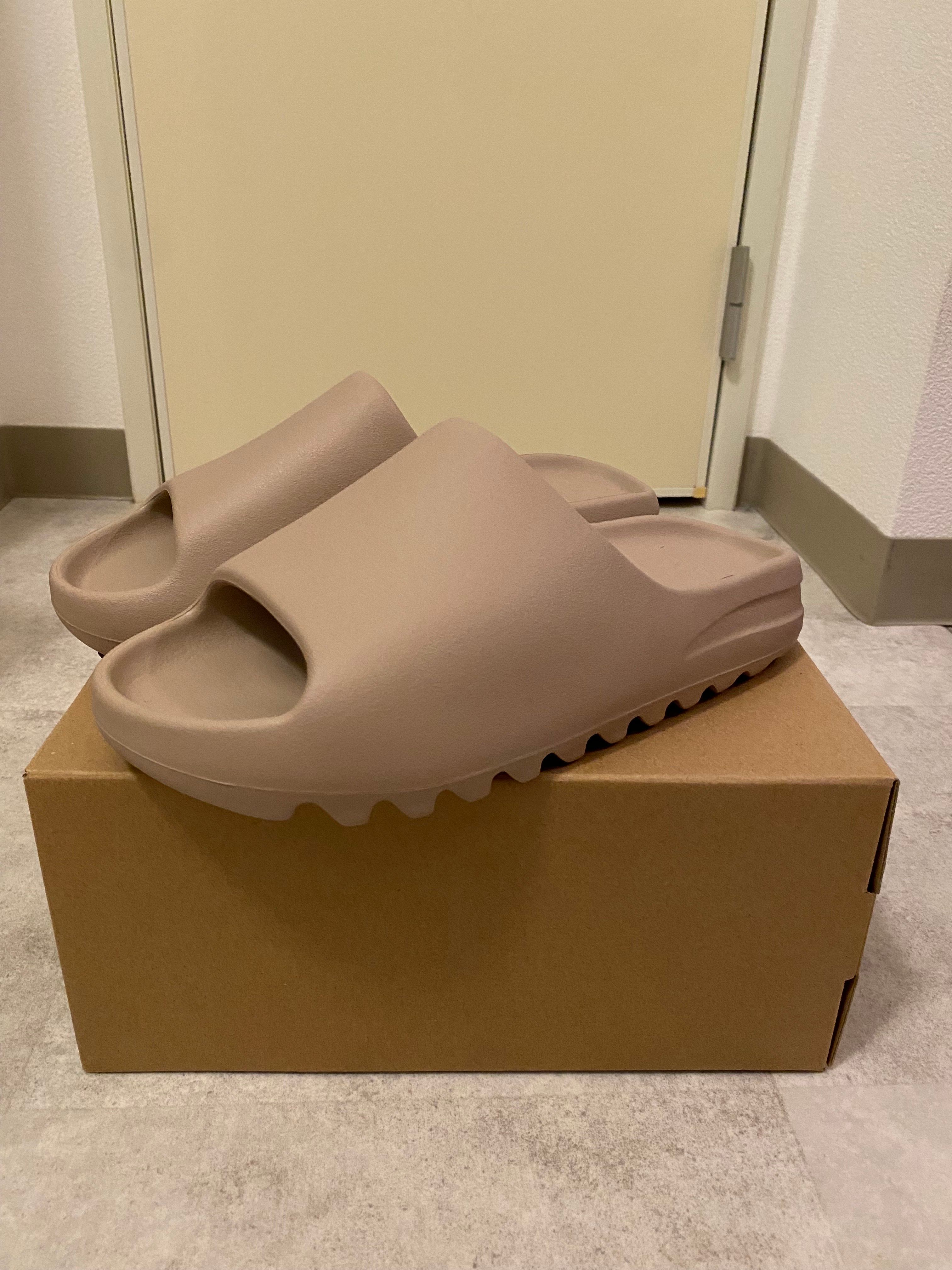 adidas YEEZY Slide "Pure" (GW1934)