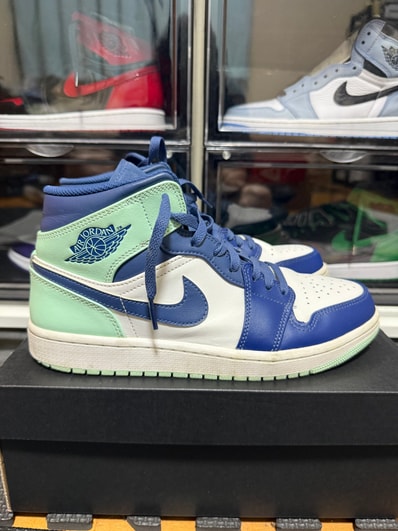 Nike Air Jordan 1 Mid "Blue Mint"