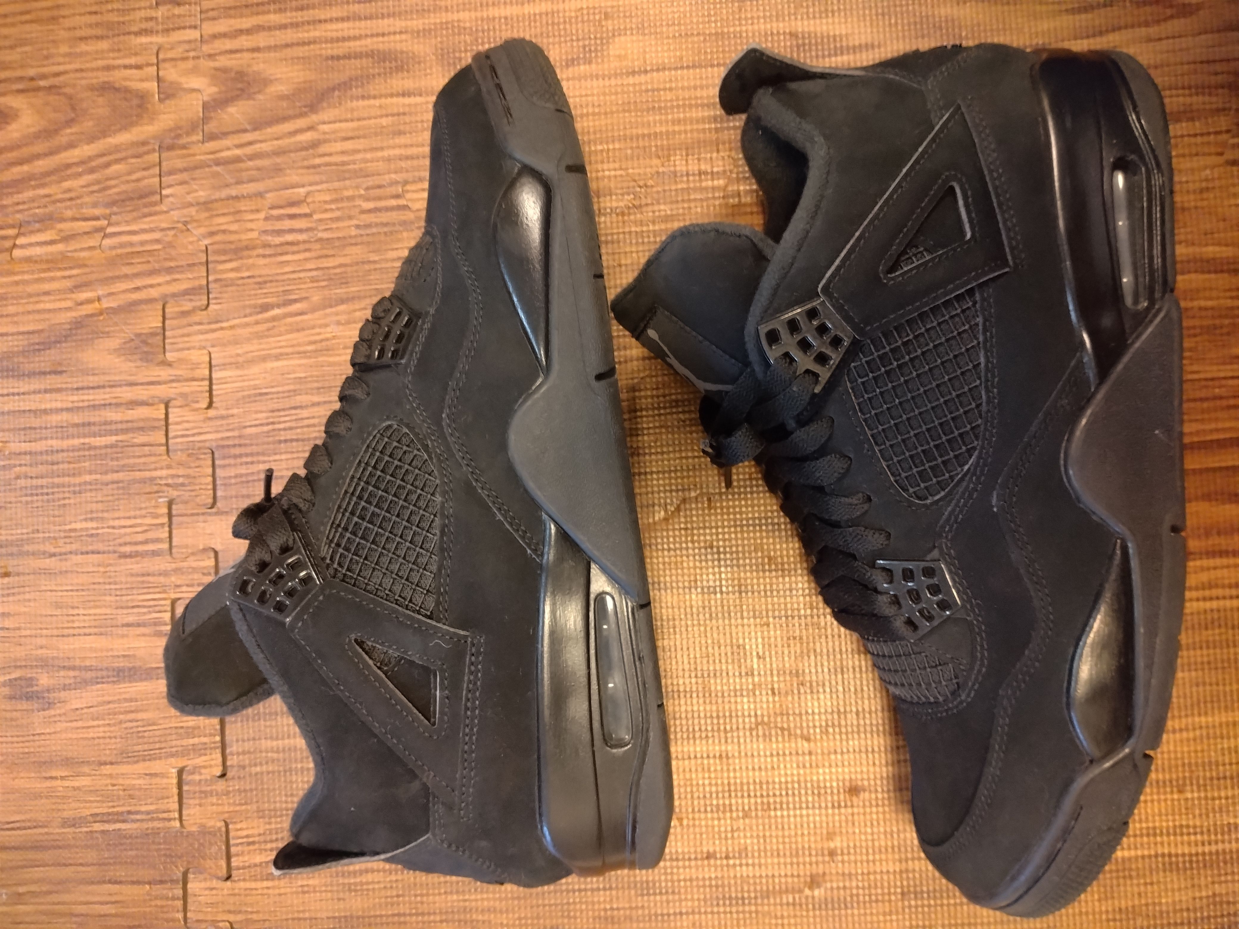 Nike Air Jordan 4 "Black Cat"