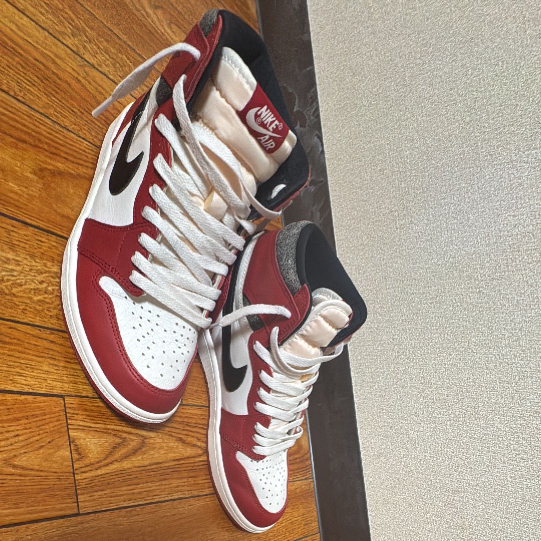 Nike Air Jordan 1 High OG "Lost & Found/Chicago"