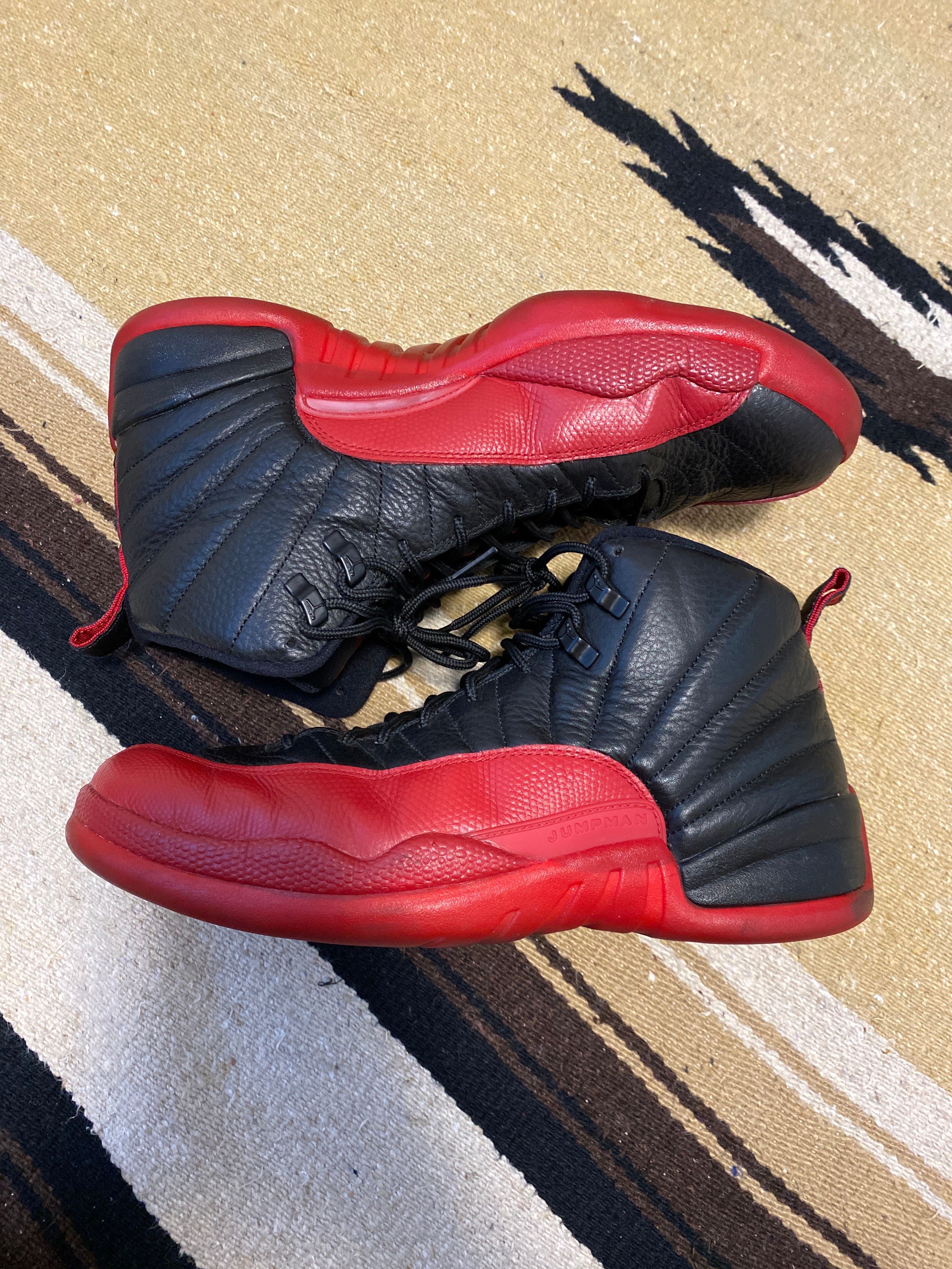 Nike Air Jordan 12 Retro "Flu Game/Black/Versity Red" (2016)