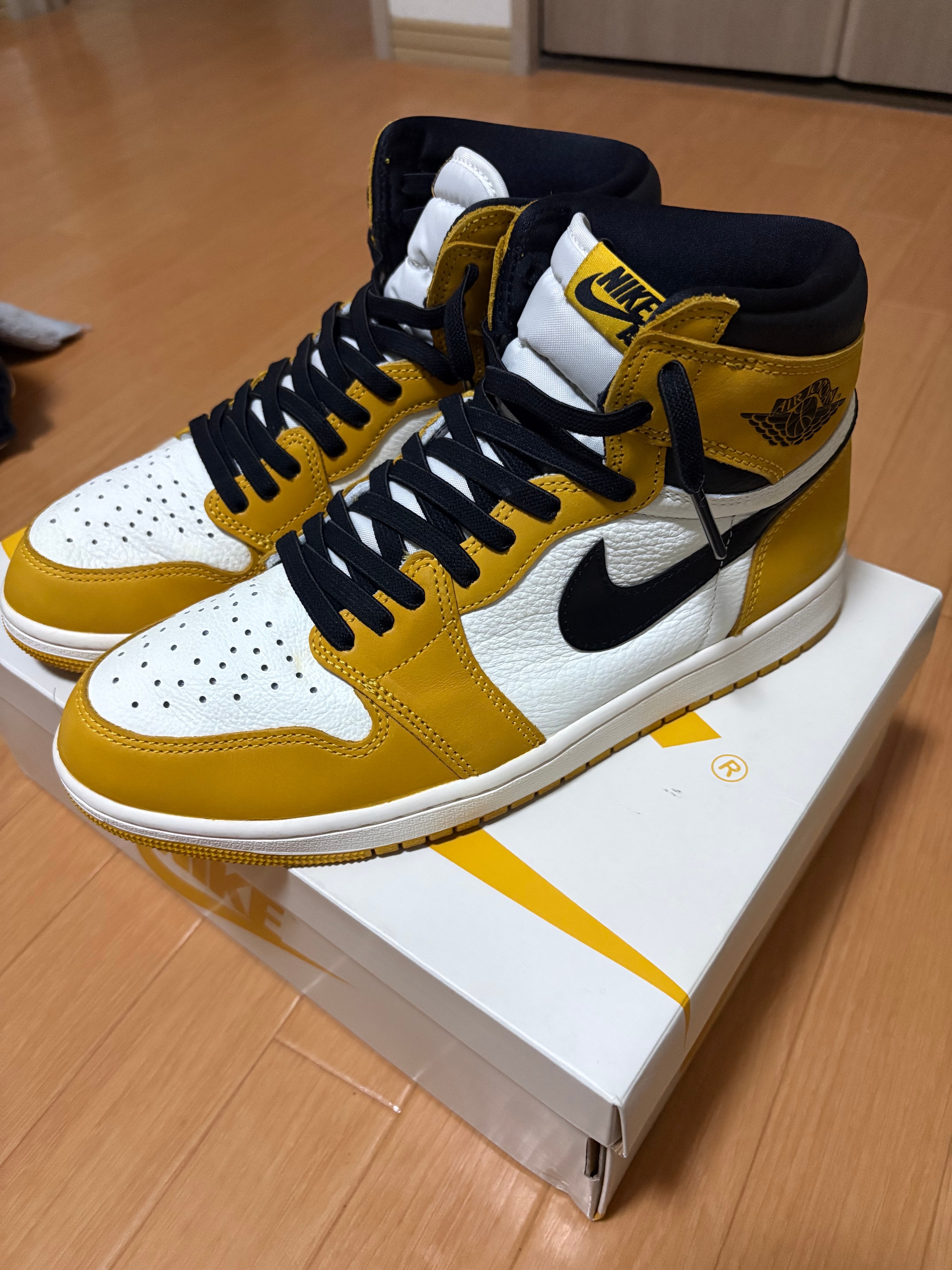 Nike Air Jordan 1 Retro High OG "Yellow Ochre"