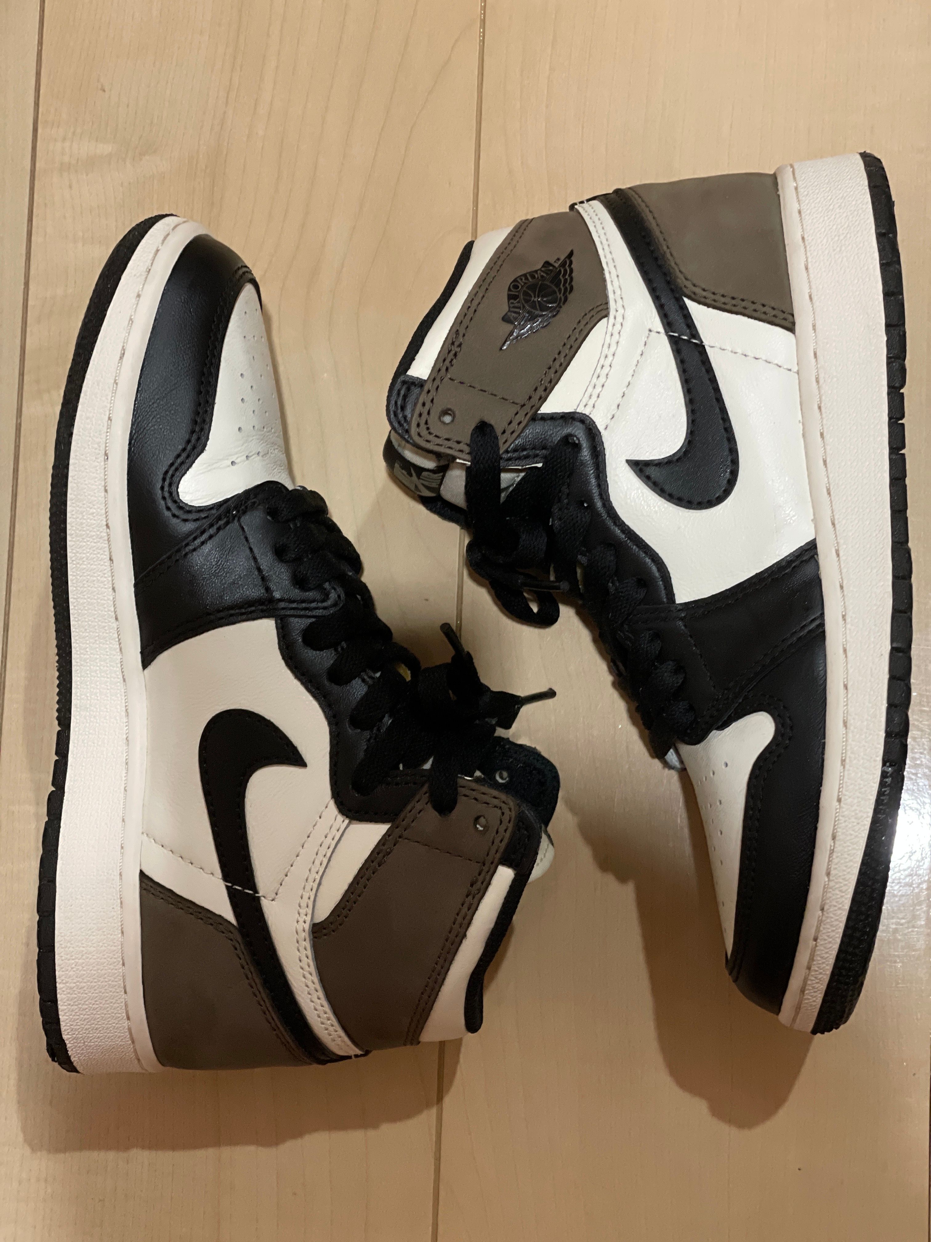 Nike GS Air Jordan 1 High OG "Sail/Dark Mocha/Black"