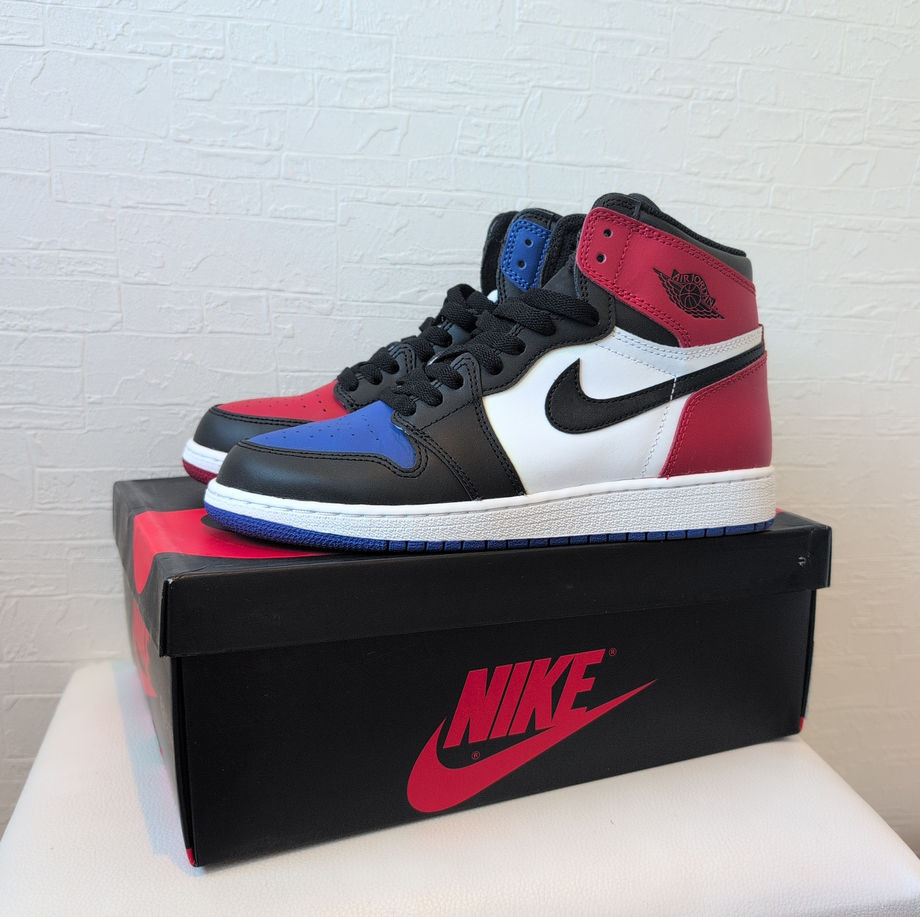Nike GS Air Jordan 1 Retro High "Top 3"