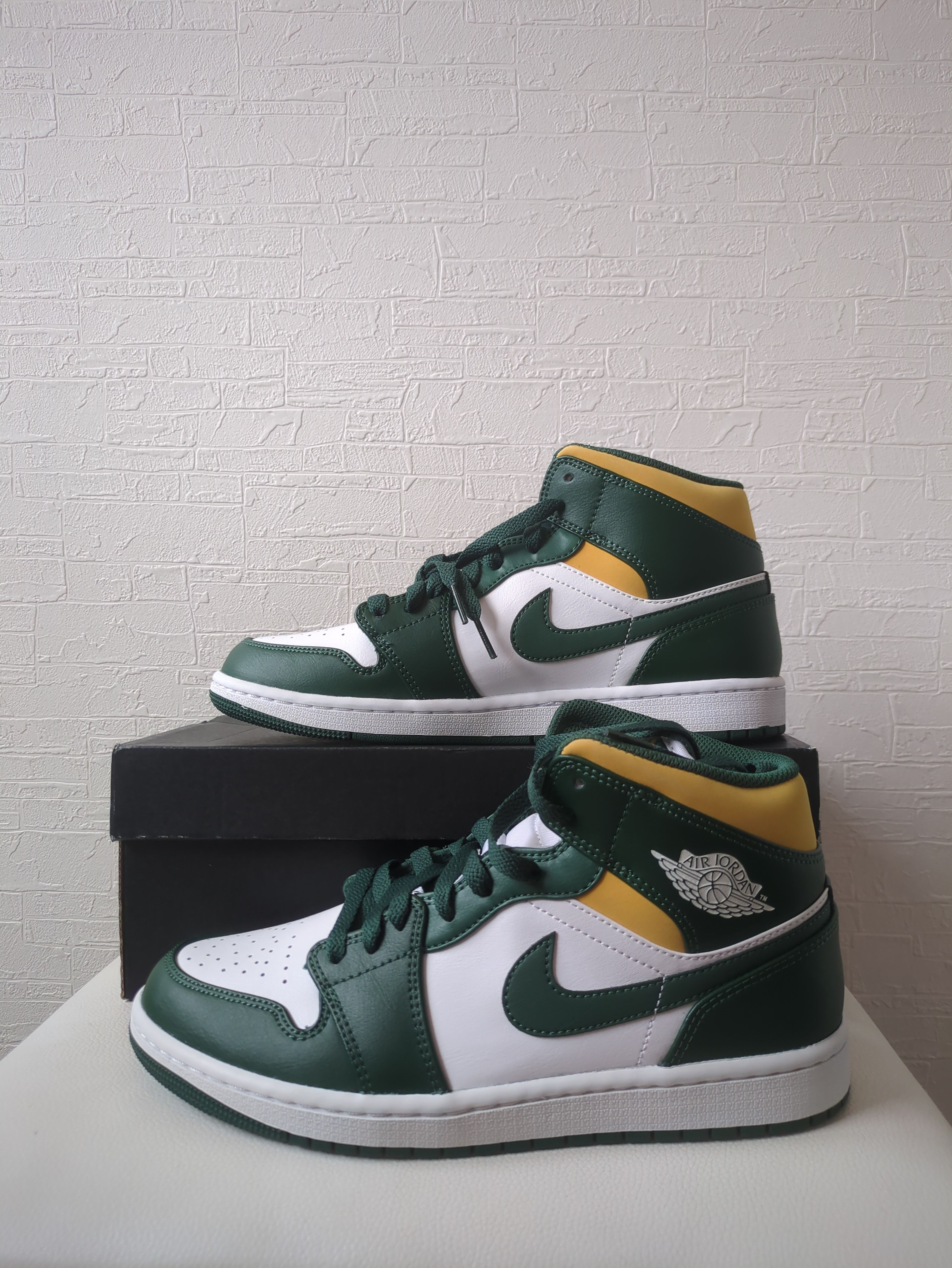 Nike Air Jordan 1 Mid "Seattle Supersonics" 
